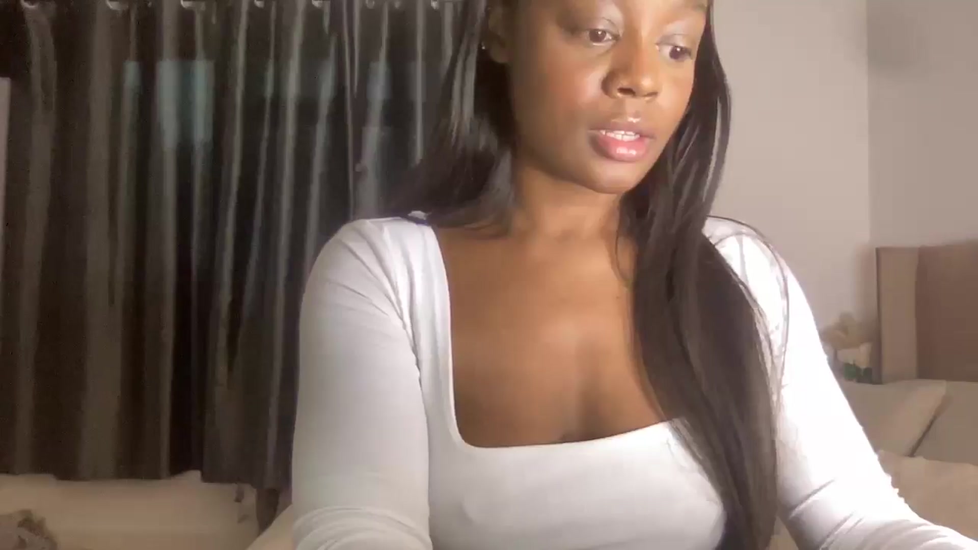 Gallery image thumbnail from SweetXEbony1's myfreecams stream on, 02/27/2025, 07:10 image 8 of 20