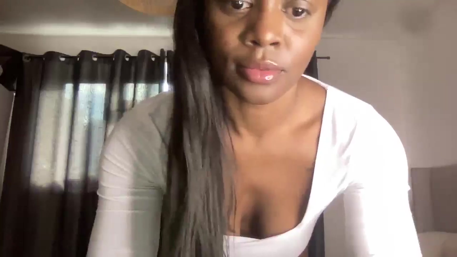 Gallery image thumbnail from SweetXEbony1's myfreecams stream on, 02/27/2025, 14:21 image 17 of 20