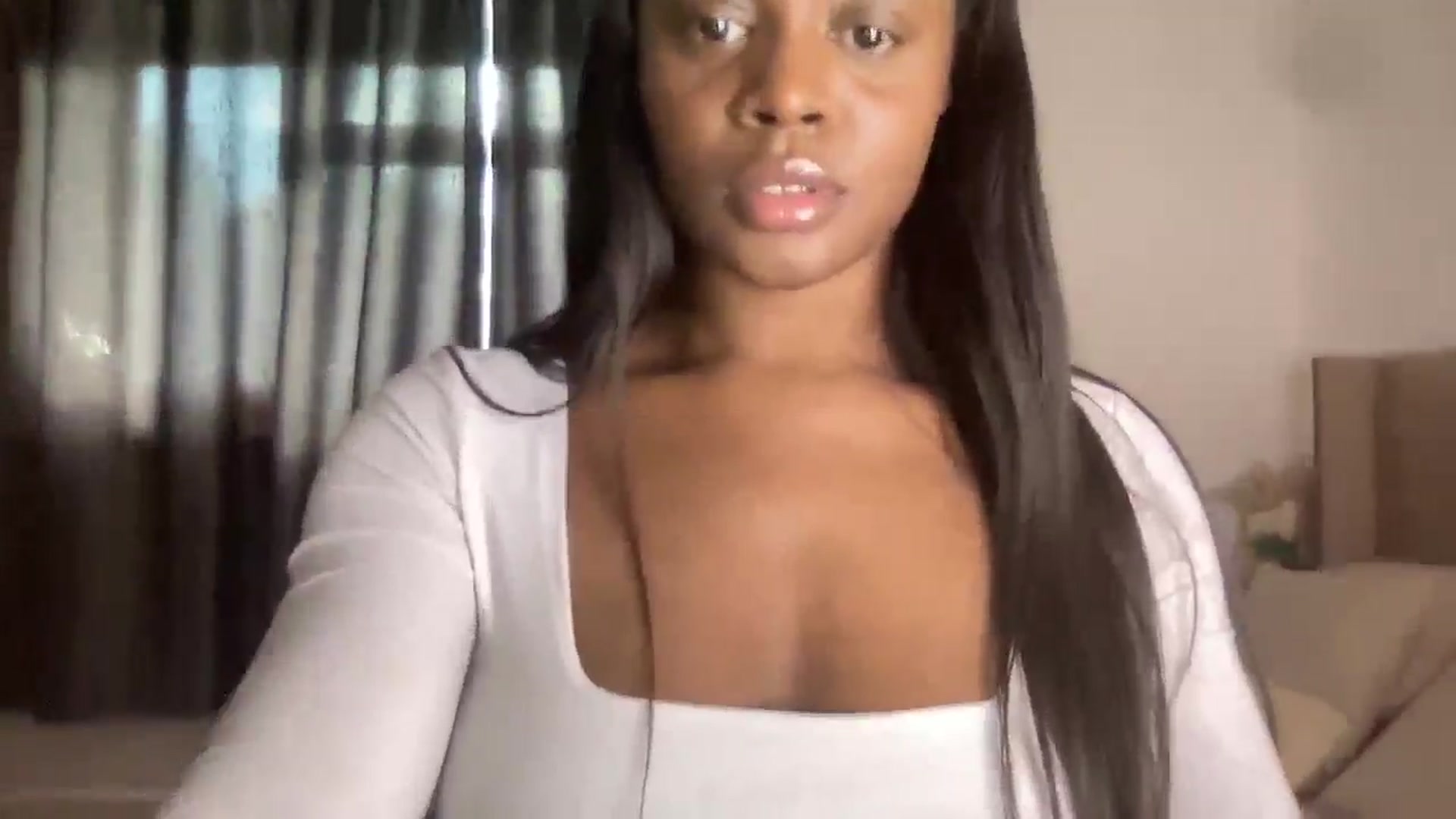Gallery image thumbnail from SweetXEbony1's myfreecams stream on, 02/27/2025, 15:21 image 12 of 20
