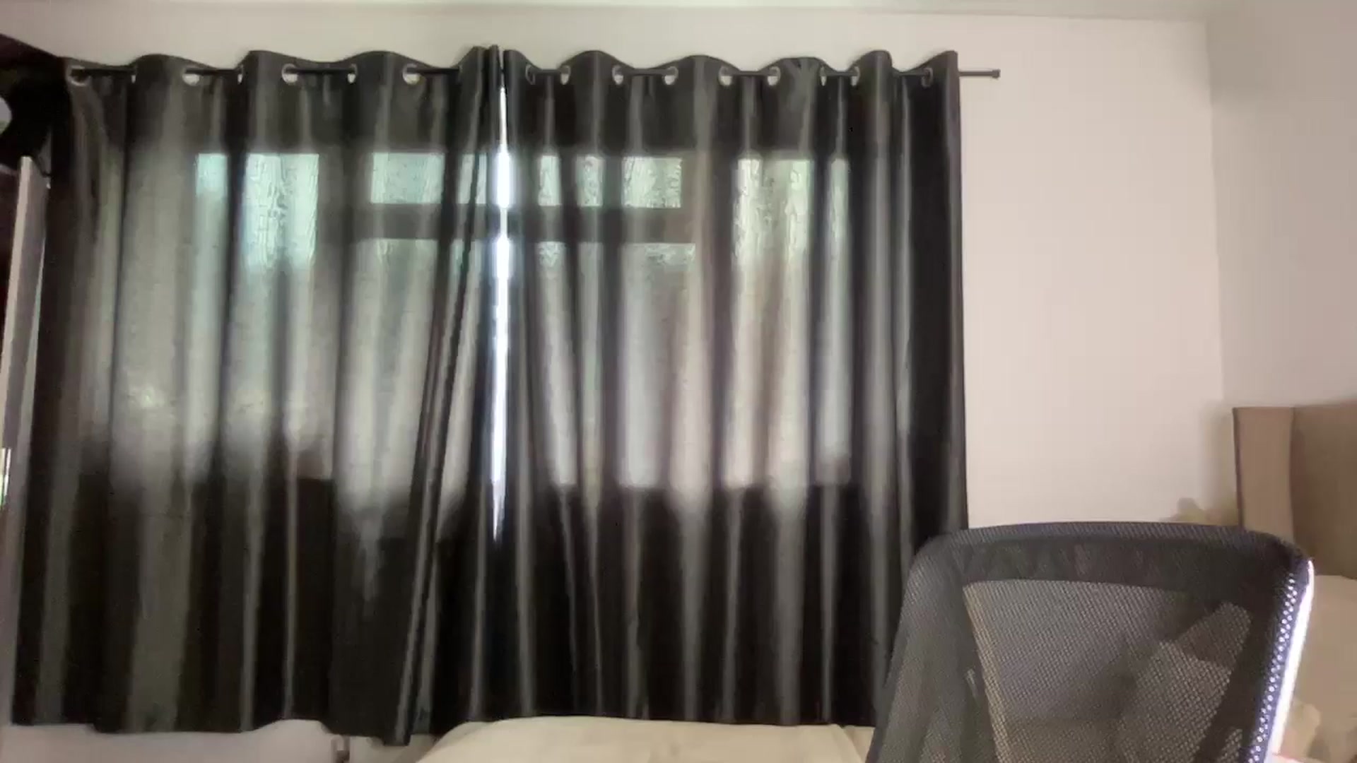 Gallery image thumbnail from SweetXEbony1's myfreecams stream on, 03/04/2025, 16:15 image 15 of 20