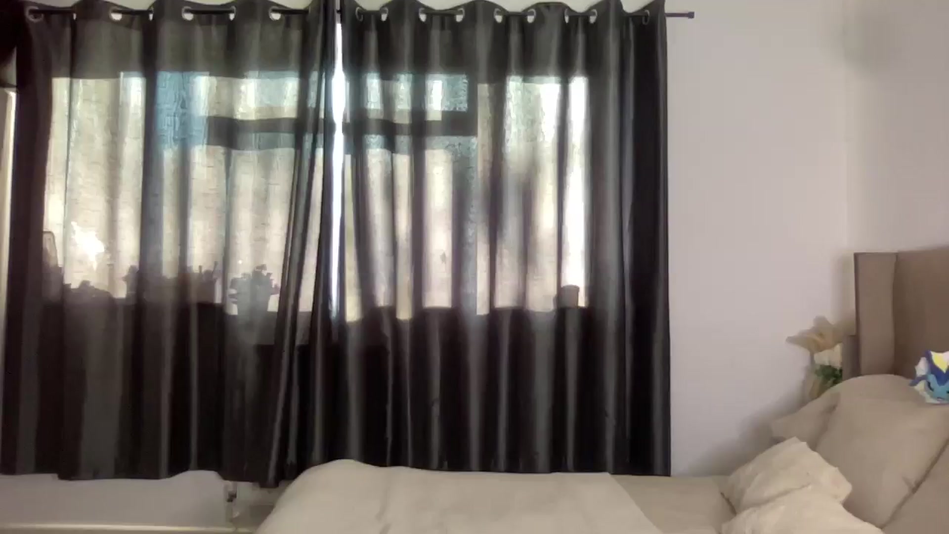 Gallery image thumbnail from SweetXEbony1's myfreecams stream on, 03/05/2025, 15:26 image 5 of 20