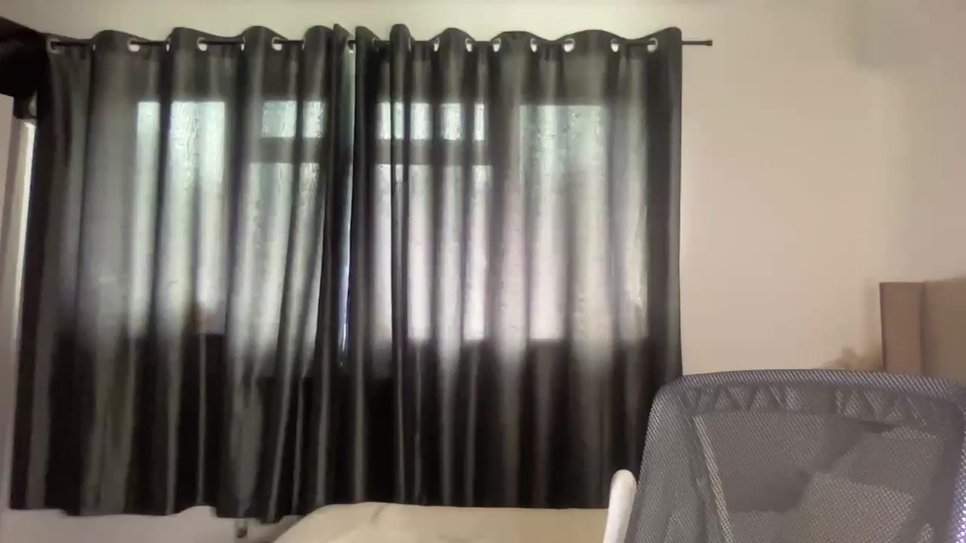 Gallery image thumbnail from SweetXEbony1's myfreecams stream on, 03/26/2025, 10:22 image 11 of 20