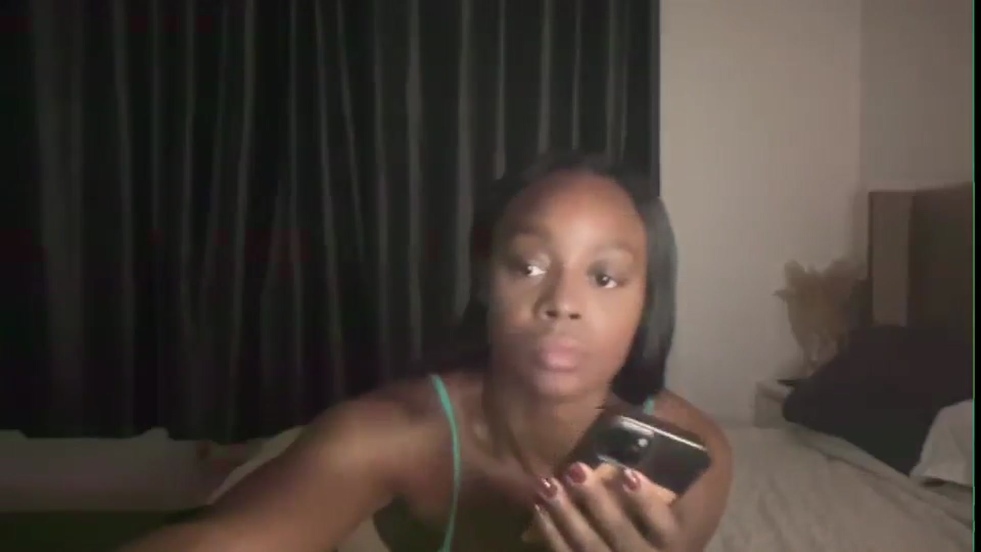 Gallery image thumbnail from SweetXEbony1's myfreecams stream on, 11/27/2025, 07:06 image 17 of 20