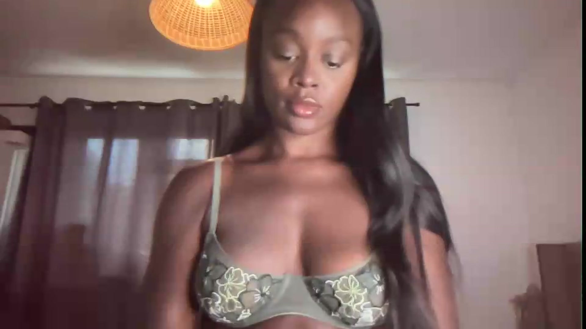 Gallery image thumbnail from SweetXEbony1's myfreecams stream on, 07/01/2026, 10:13 image 3 of 20