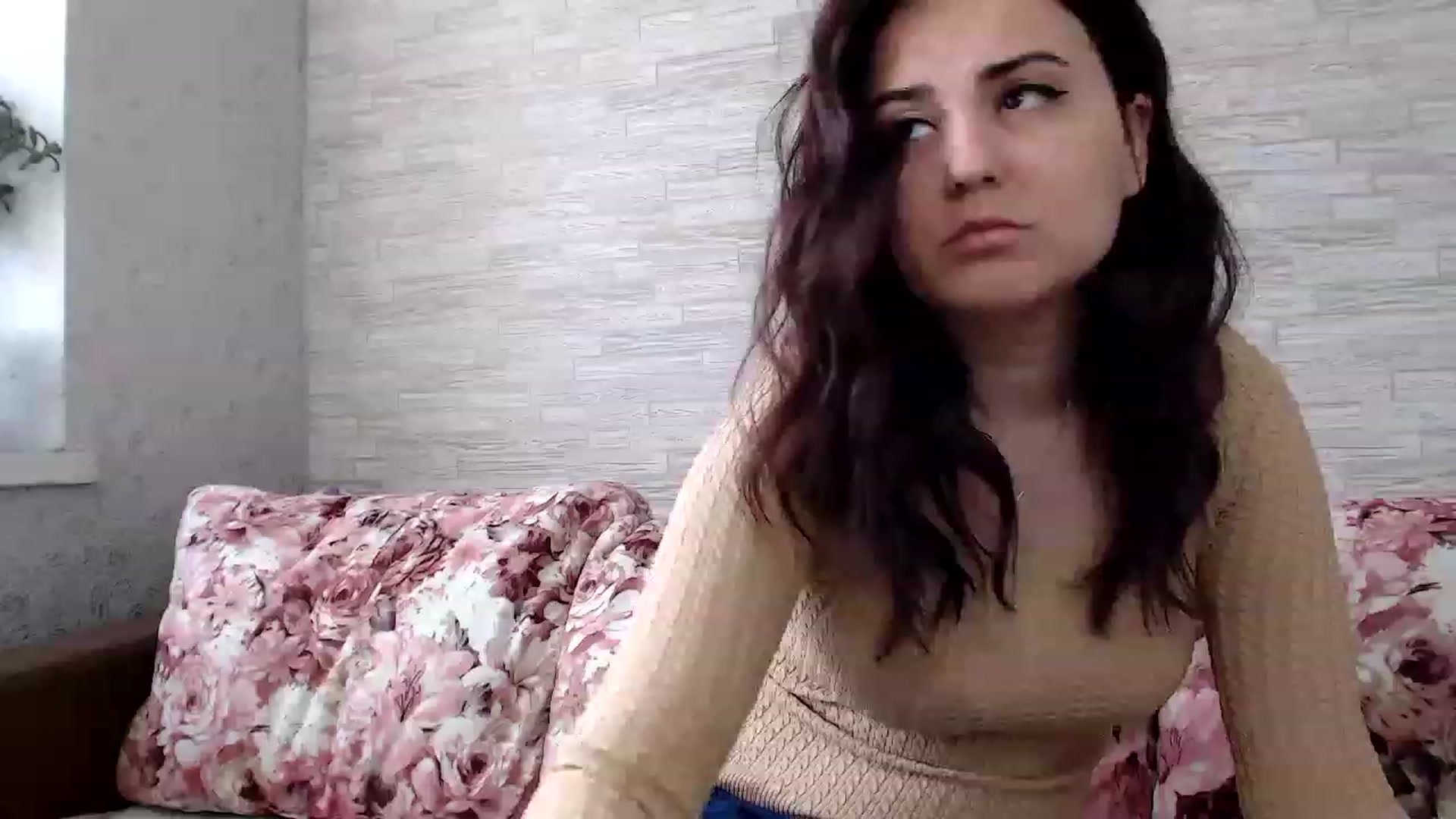Gallery image thumbnail from Sweet_Da's myfreecams stream on, 03/31/2023, 13:13 image 9 of 20