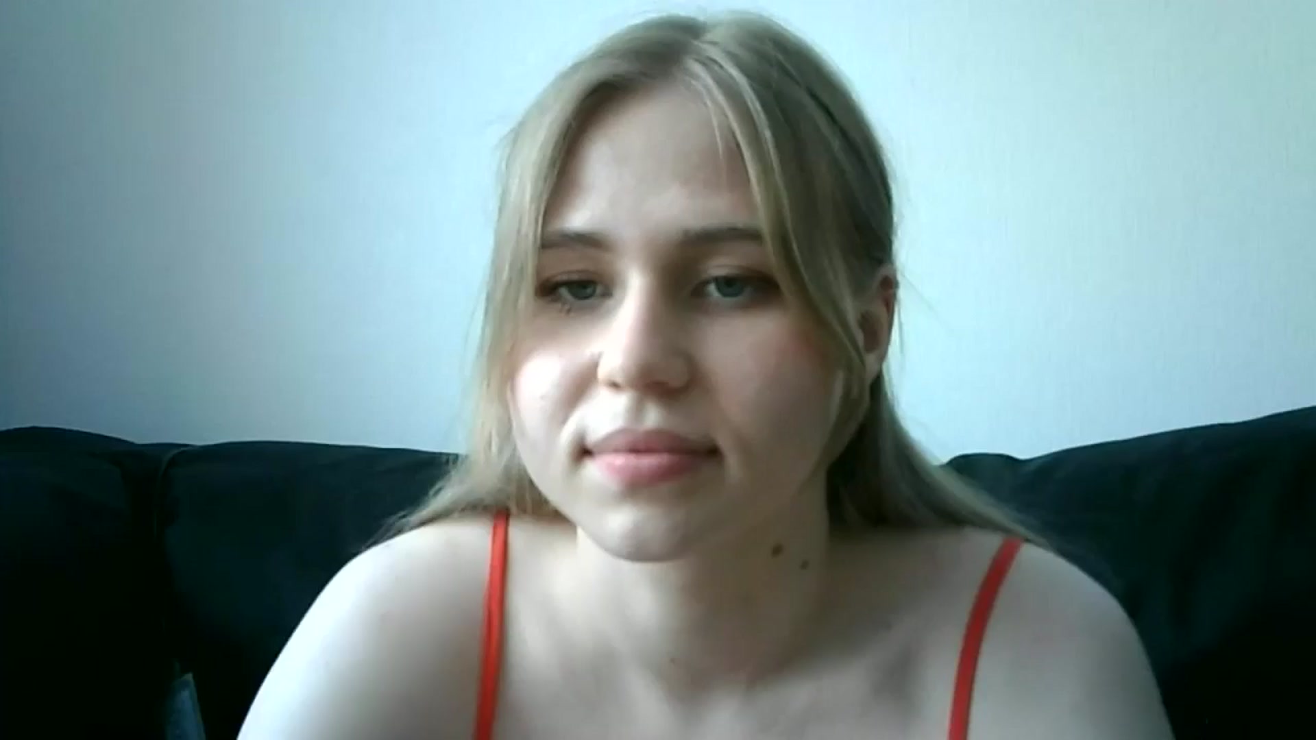 Gallery image thumbnail from Sweet_Lipsss_'s myfreecams stream on, 06/10/2024, 14:44 image 7 of 20