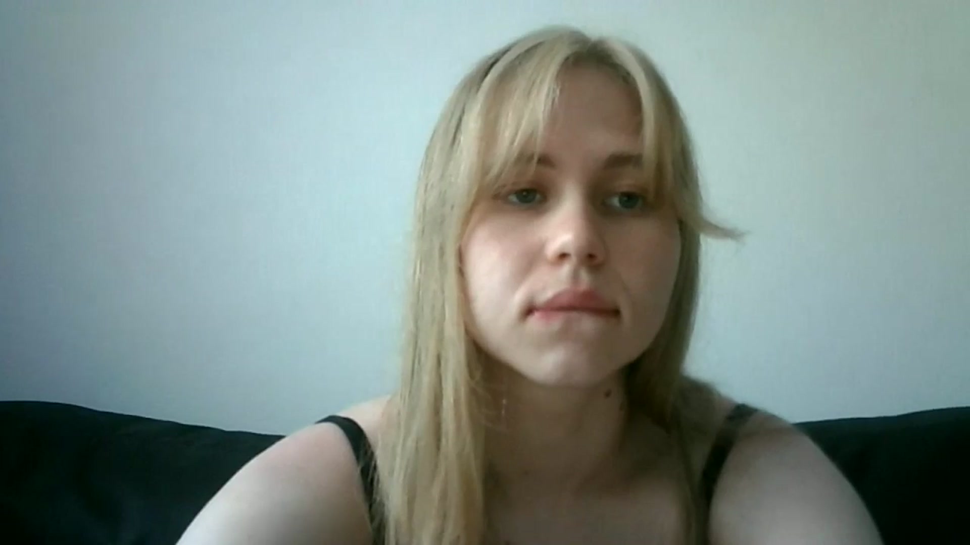 Gallery image thumbnail from Sweet_Lipsss_'s myfreecams stream on, 07/18/2024, 11:07 image 9 of 20