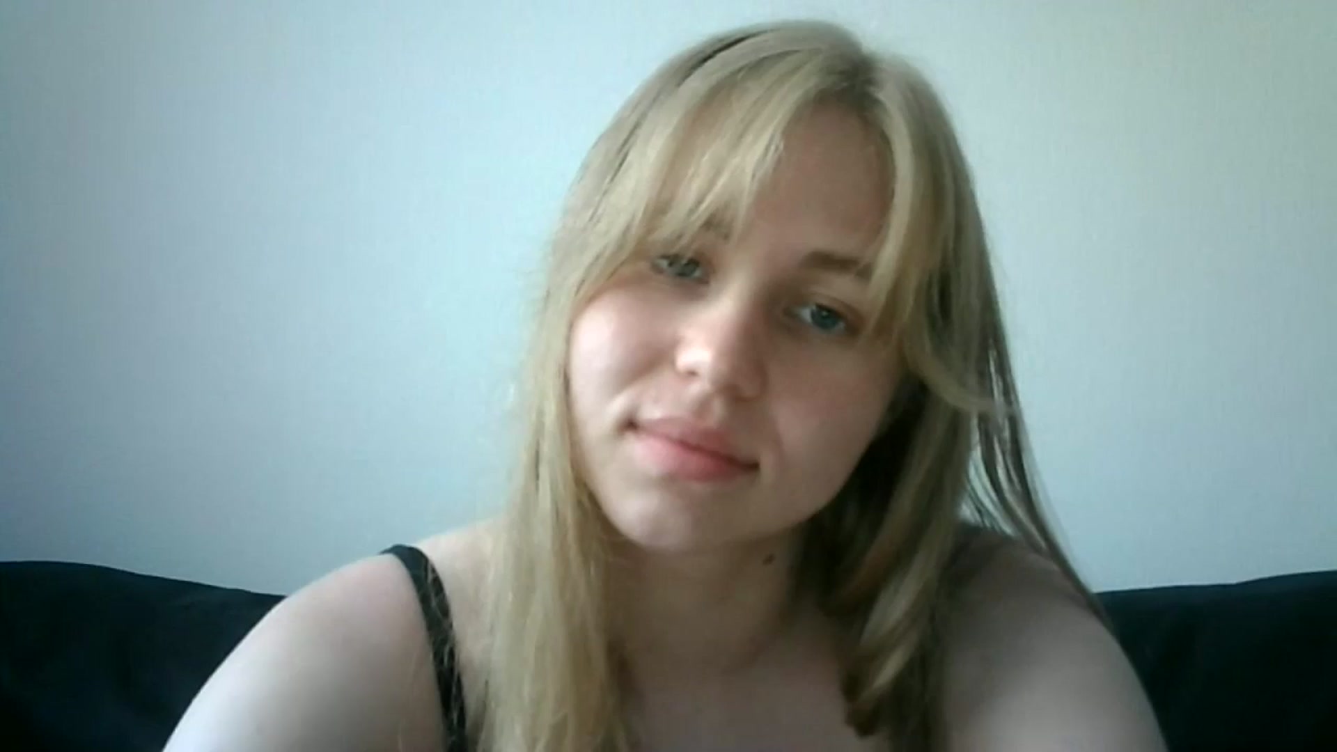 Gallery image thumbnail from Sweet_Lipsss_'s myfreecams stream on, 07/18/2024, 11:07 image 16 of 20
