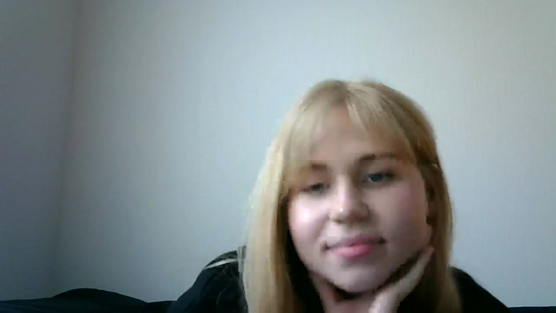 Gallery image thumbnail from Sweet_Lipsss_'s myfreecams stream on, 02/22/2025, 12:29 image 16 of 20