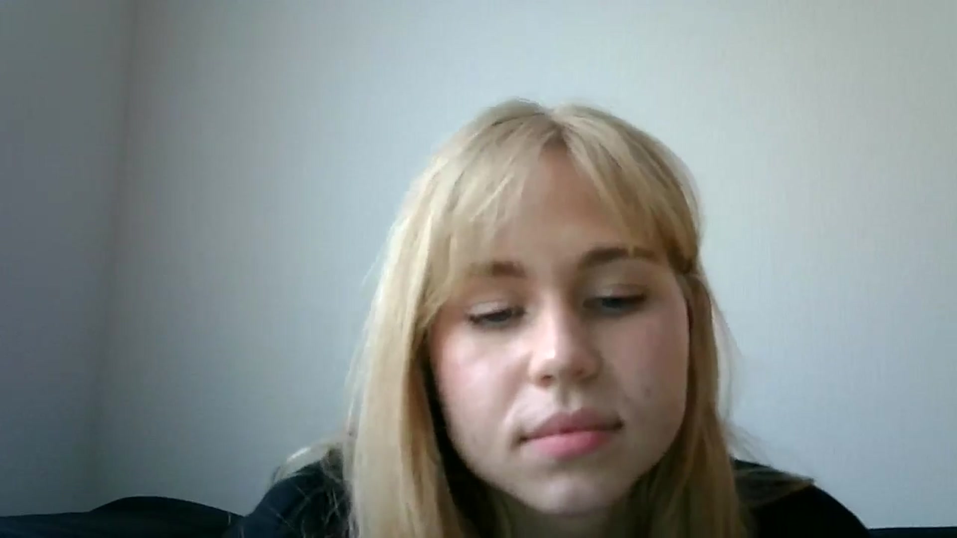 Gallery image thumbnail from Sweet_Lipsss_'s myfreecams stream on, 02/22/2025, 12:29 image 15 of 20
