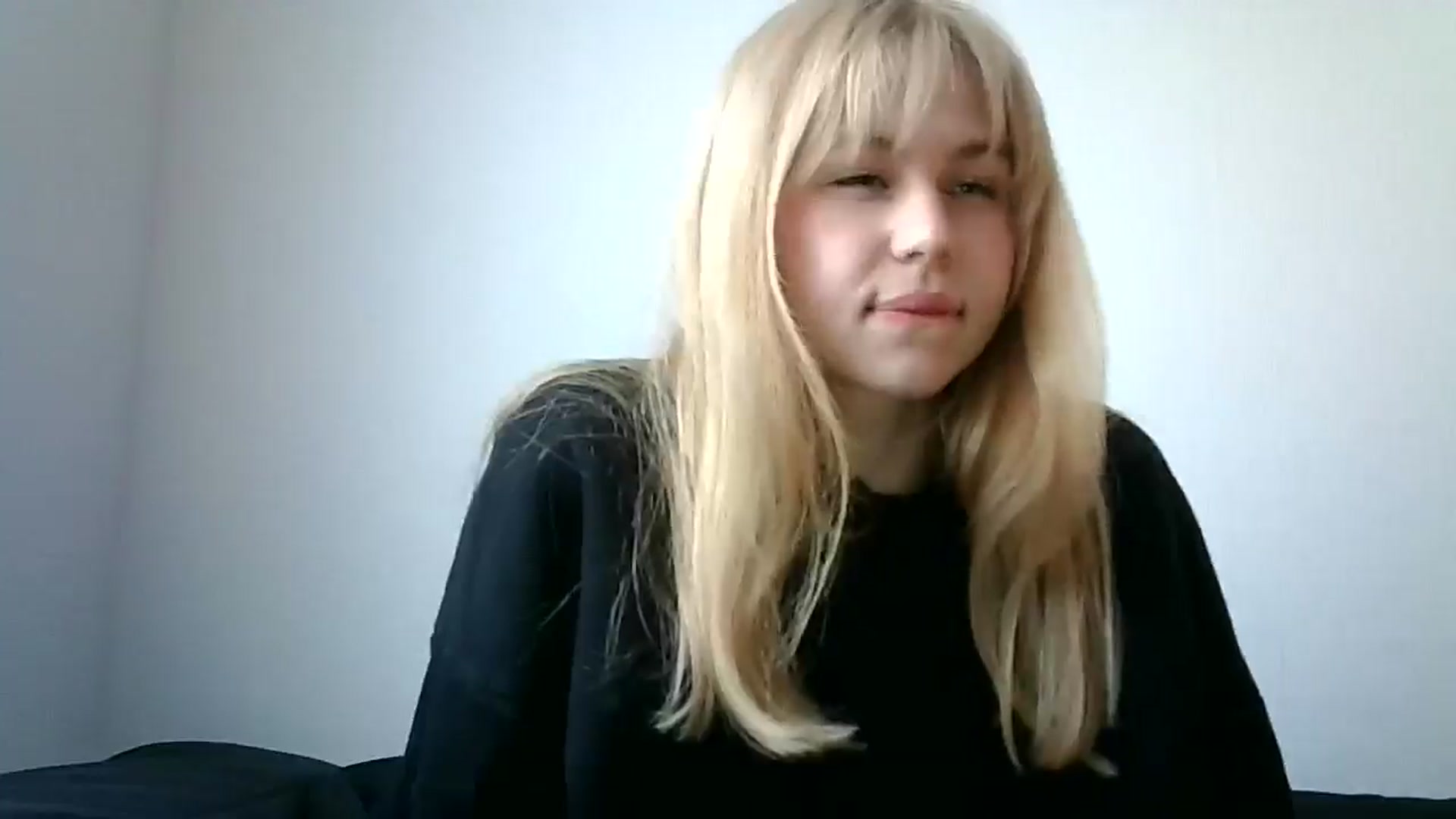Gallery image thumbnail from Sweet_Lipsss_'s myfreecams stream on, 02/22/2025, 12:29 image 10 of 20