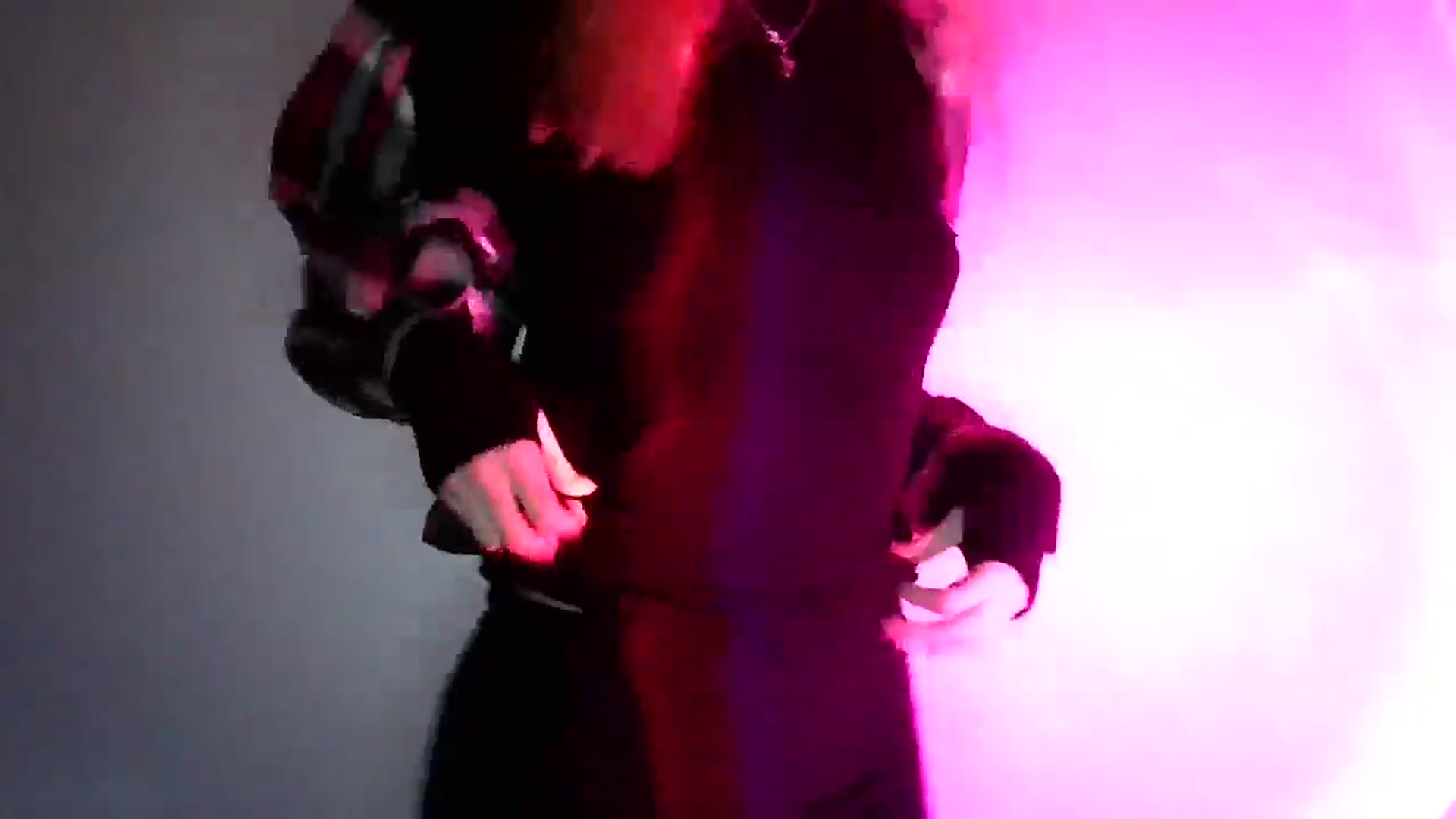 Gallery image thumbnail from Sweet_Lipsss_'s myfreecams stream on, 04/17/2025, 18:07 image 15 of 20
