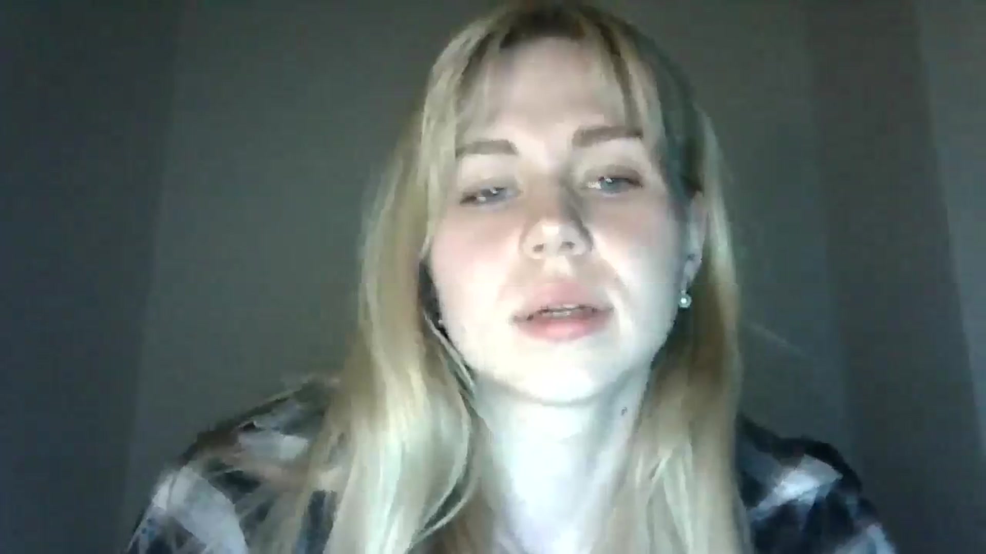 Gallery image thumbnail from Sweet_Lipsss_'s myfreecams stream on, 04/20/2025, 19:13 image 13 of 20