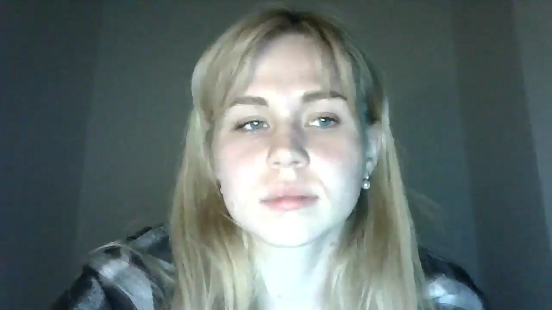 Gallery image thumbnail from Sweet_Lipsss_'s myfreecams stream on, 04/20/2025, 19:13 image 15 of 20