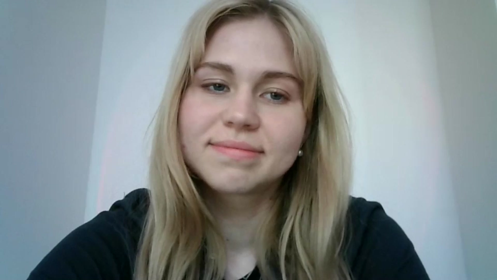 Gallery image thumbnail from Sweet_Lipsss_'s myfreecams stream on, 04/21/2025, 11:29 image 3 of 20