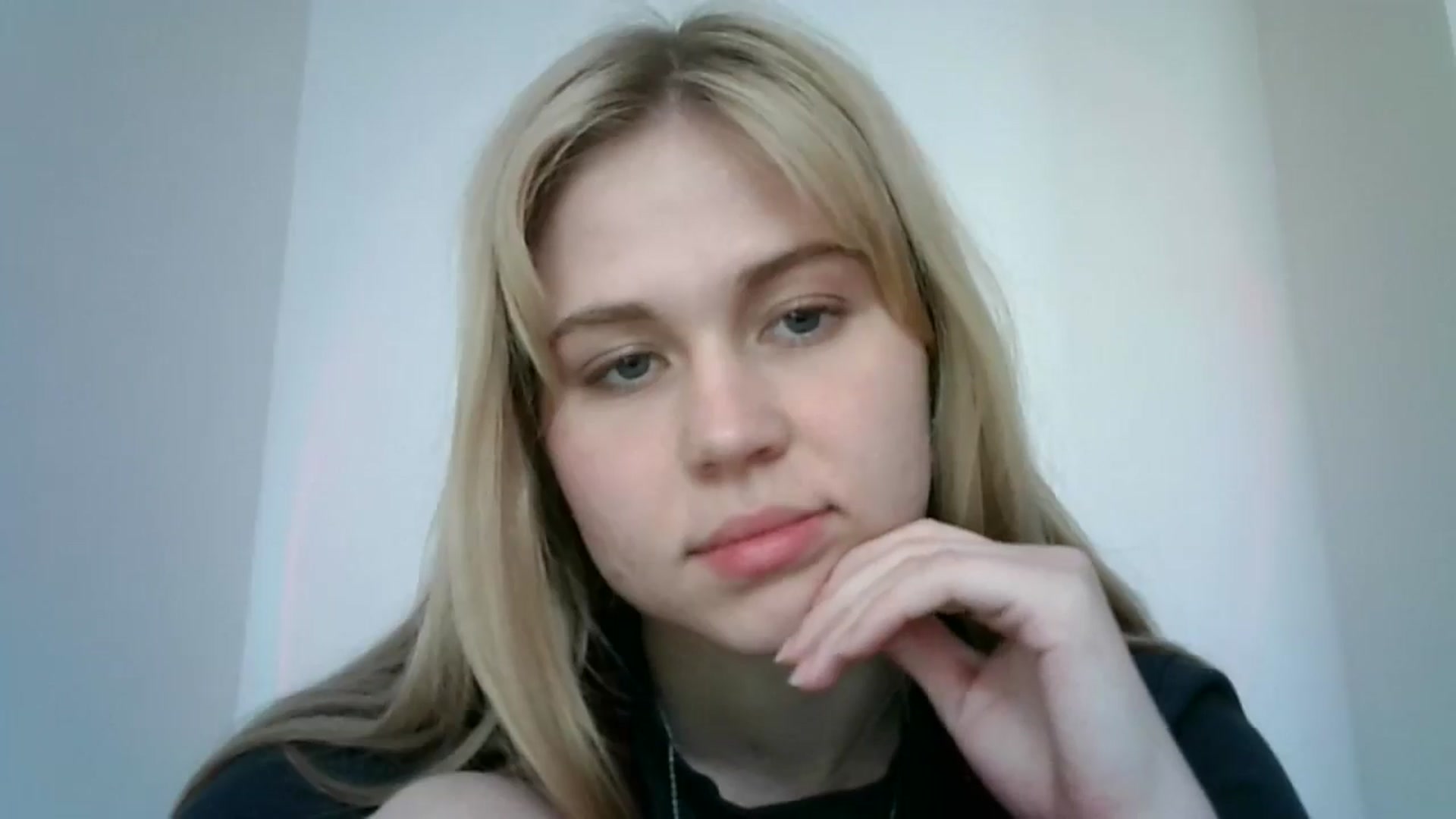 Gallery image thumbnail from Sweet_Lipsss_'s myfreecams stream on, 04/21/2025, 11:29 image 5 of 20