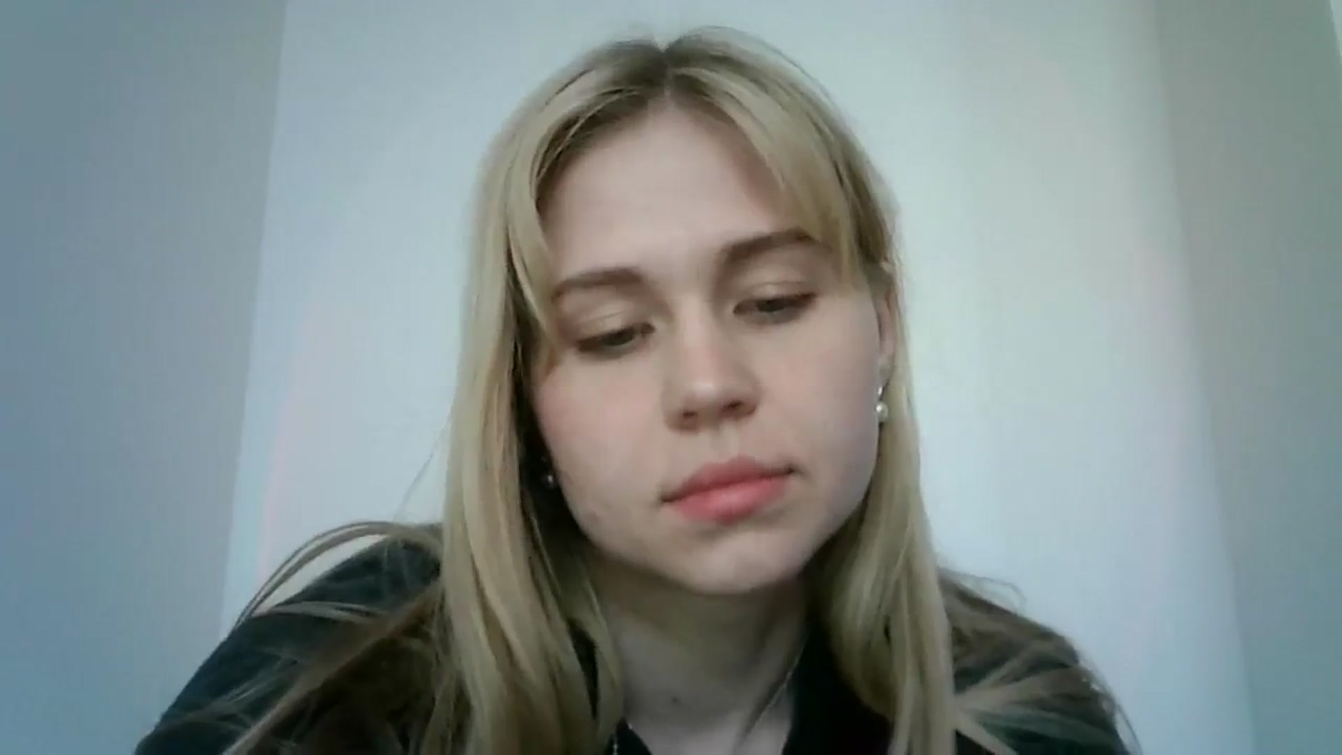 Gallery image thumbnail from Sweet_Lipsss_'s myfreecams stream on, 04/21/2025, 11:29 image 11 of 20