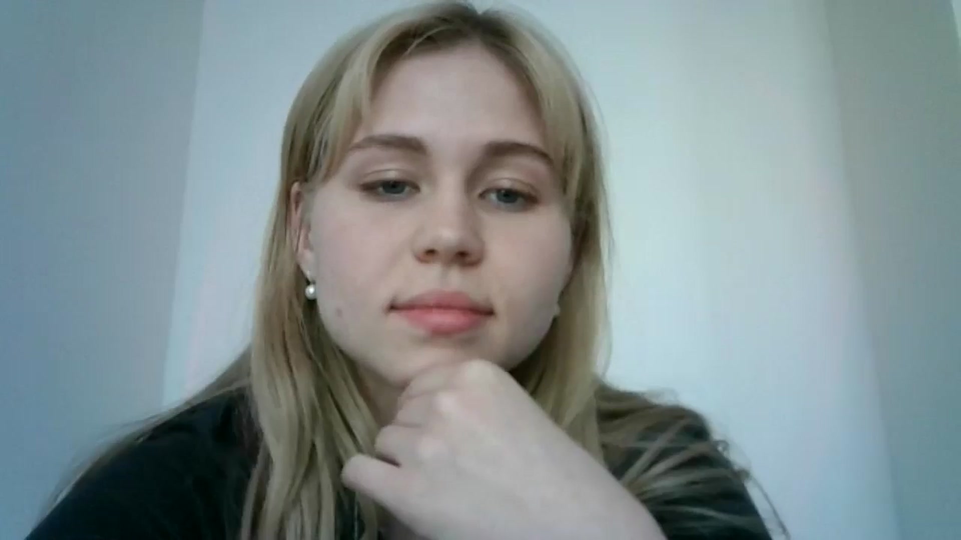 Gallery image thumbnail from Sweet_Lipsss_'s myfreecams stream on, 04/21/2025, 11:29 image 16 of 20