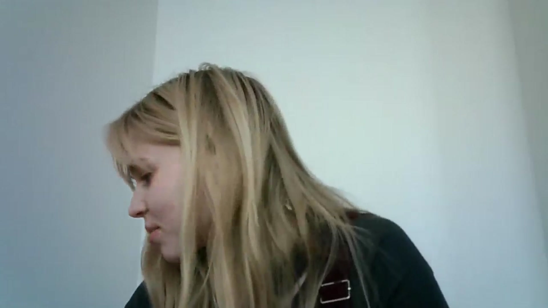 Gallery image thumbnail from Sweet_Lipsss_'s myfreecams stream on, 04/21/2025, 12:07 image 14 of 20