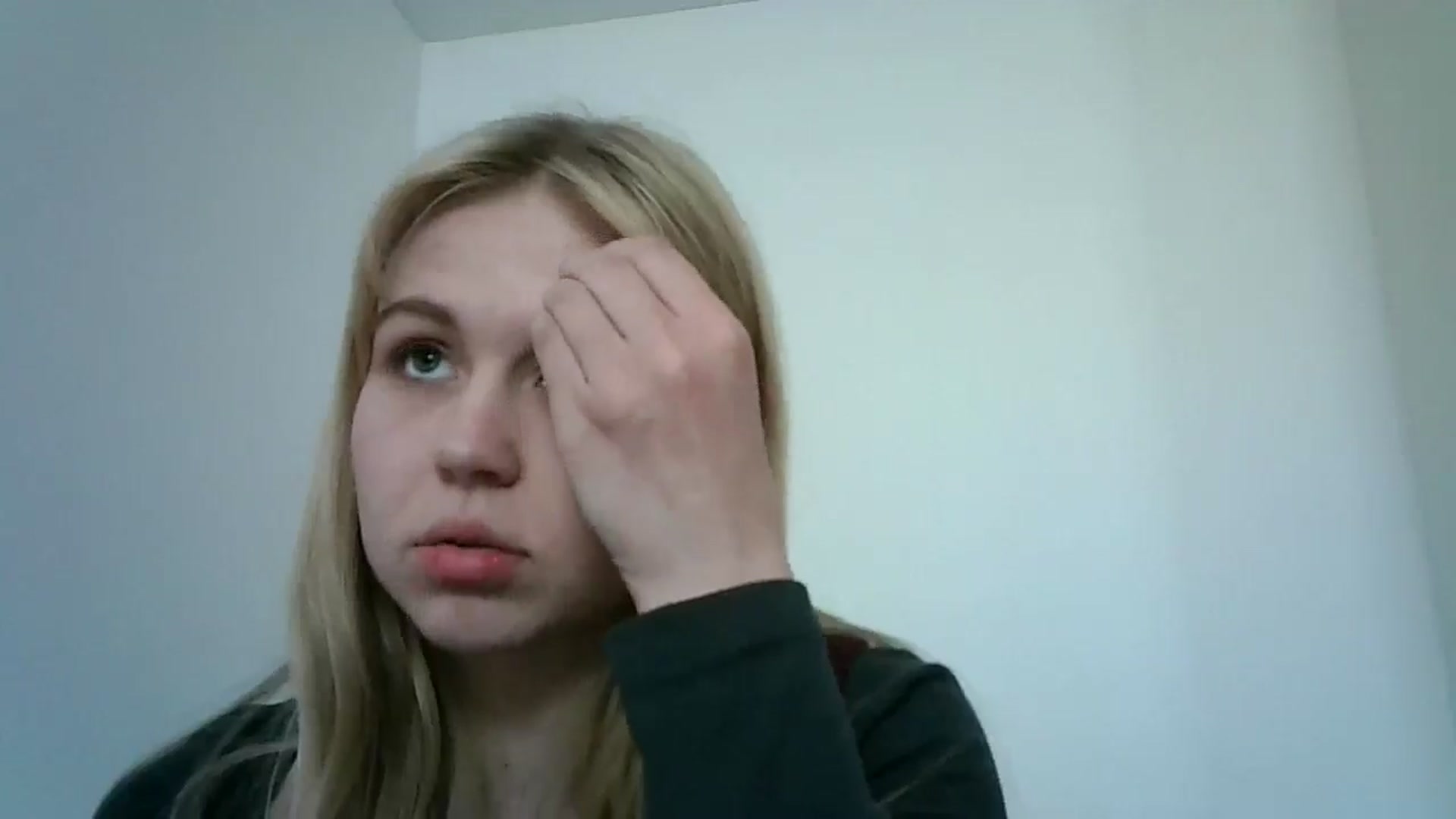 Gallery image thumbnail from Sweet_Lipsss_'s myfreecams stream on, 04/21/2025, 12:07 image 7 of 20