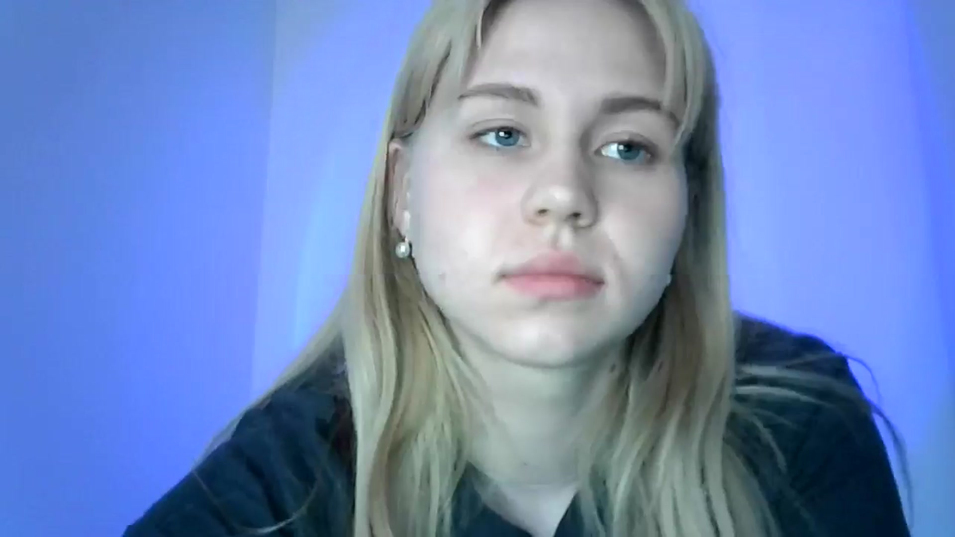 Gallery image thumbnail from Sweet_Lipsss_'s myfreecams stream on, 04/21/2025, 13:33 image 15 of 20