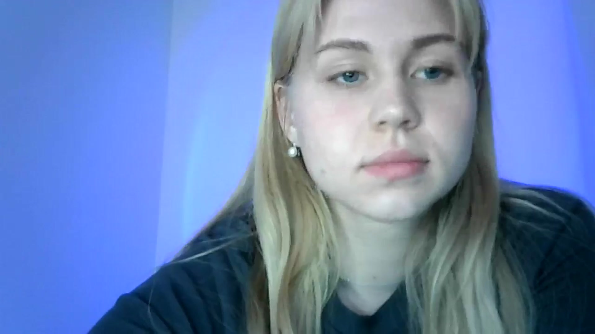 Gallery image thumbnail from Sweet_Lipsss_'s myfreecams stream on, 04/21/2025, 13:33 image 8 of 20