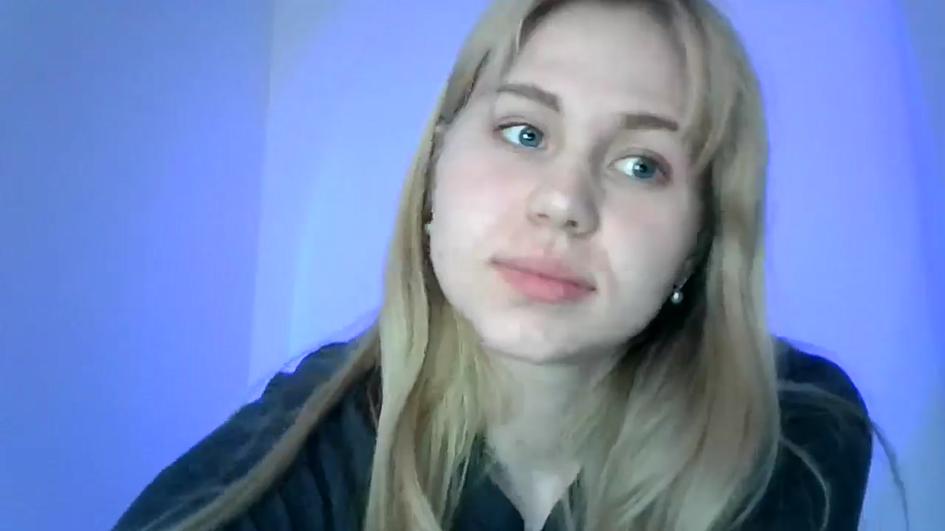 Gallery image thumbnail from Sweet_Lipsss_'s myfreecams stream on, 04/21/2025, 13:33 image 19 of 20