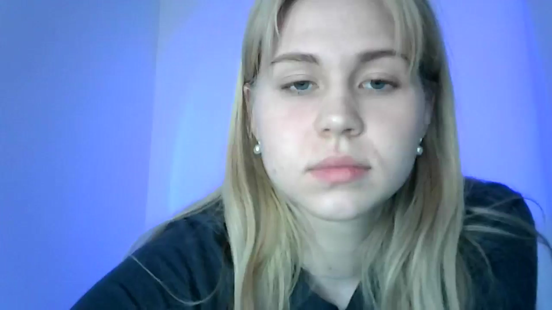 Gallery image thumbnail from Sweet_Lipsss_'s myfreecams stream on, 04/21/2025, 13:33 image 16 of 20