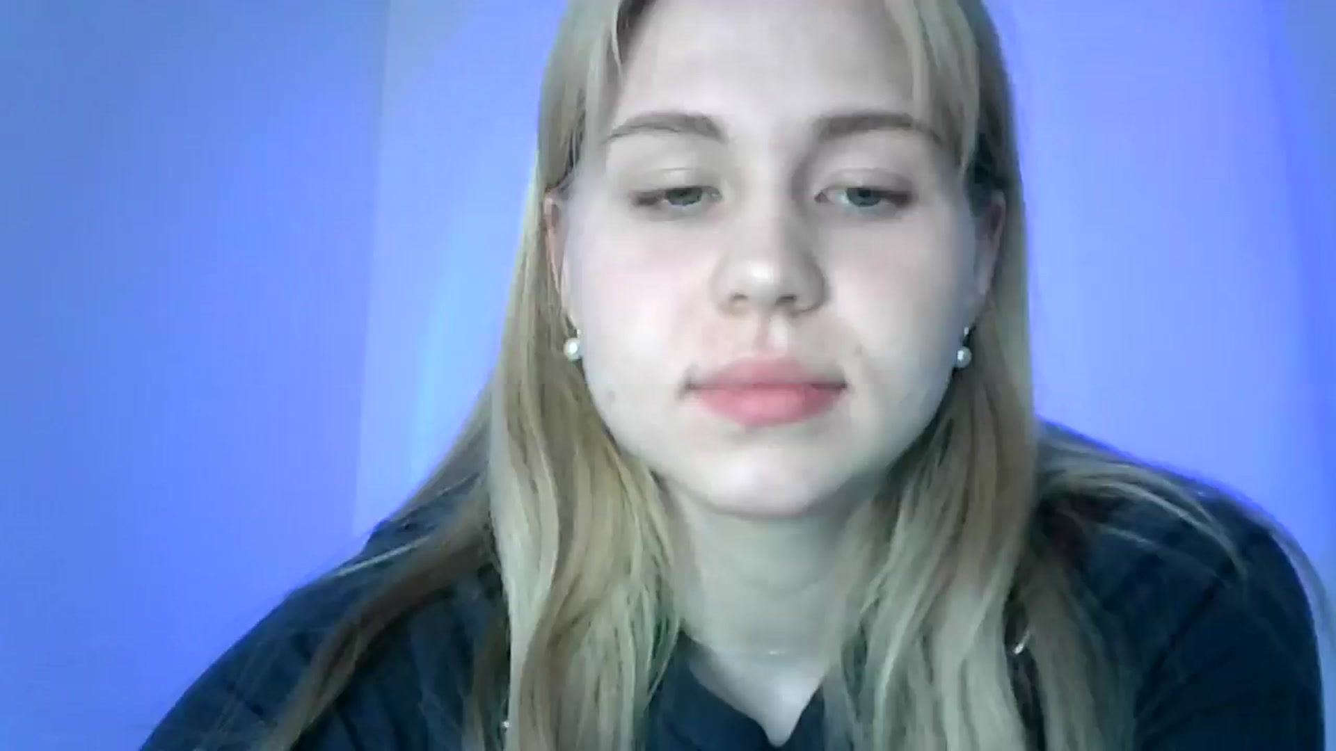 Gallery image thumbnail from Sweet_Lipsss_'s myfreecams stream on, 04/21/2025, 13:33 image 4 of 20