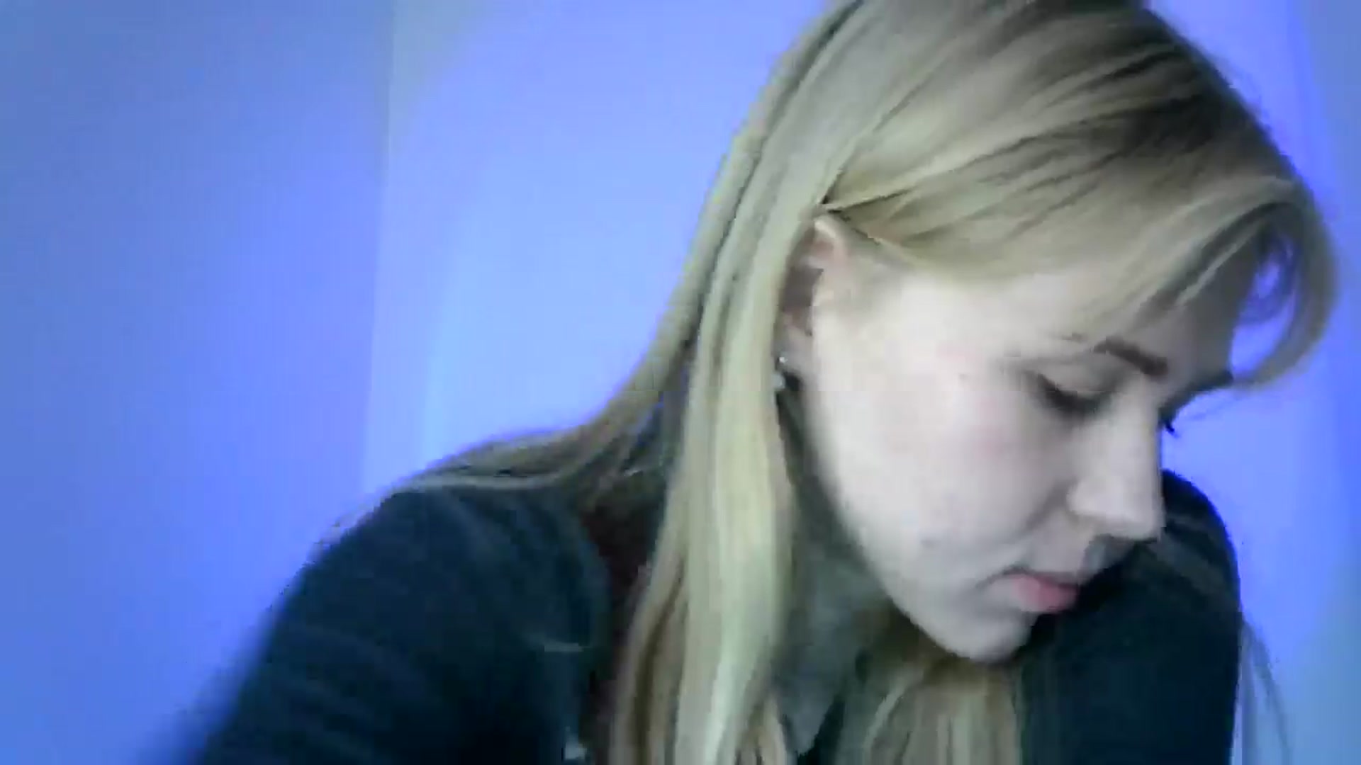 Gallery image thumbnail from Sweet_Lipsss_'s myfreecams stream on, 04/21/2025, 13:33 image 17 of 20