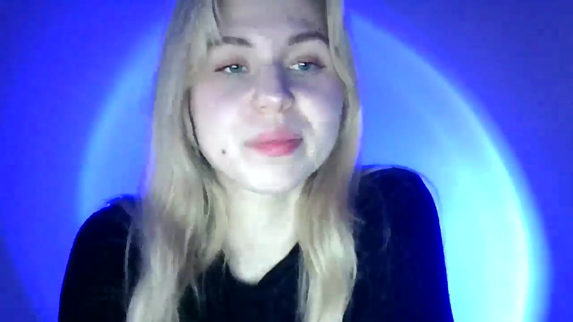 Gallery image thumbnail from Sweet_Lipsss_'s myfreecams stream on, 05/09/2025, 16:57 image 6 of 20