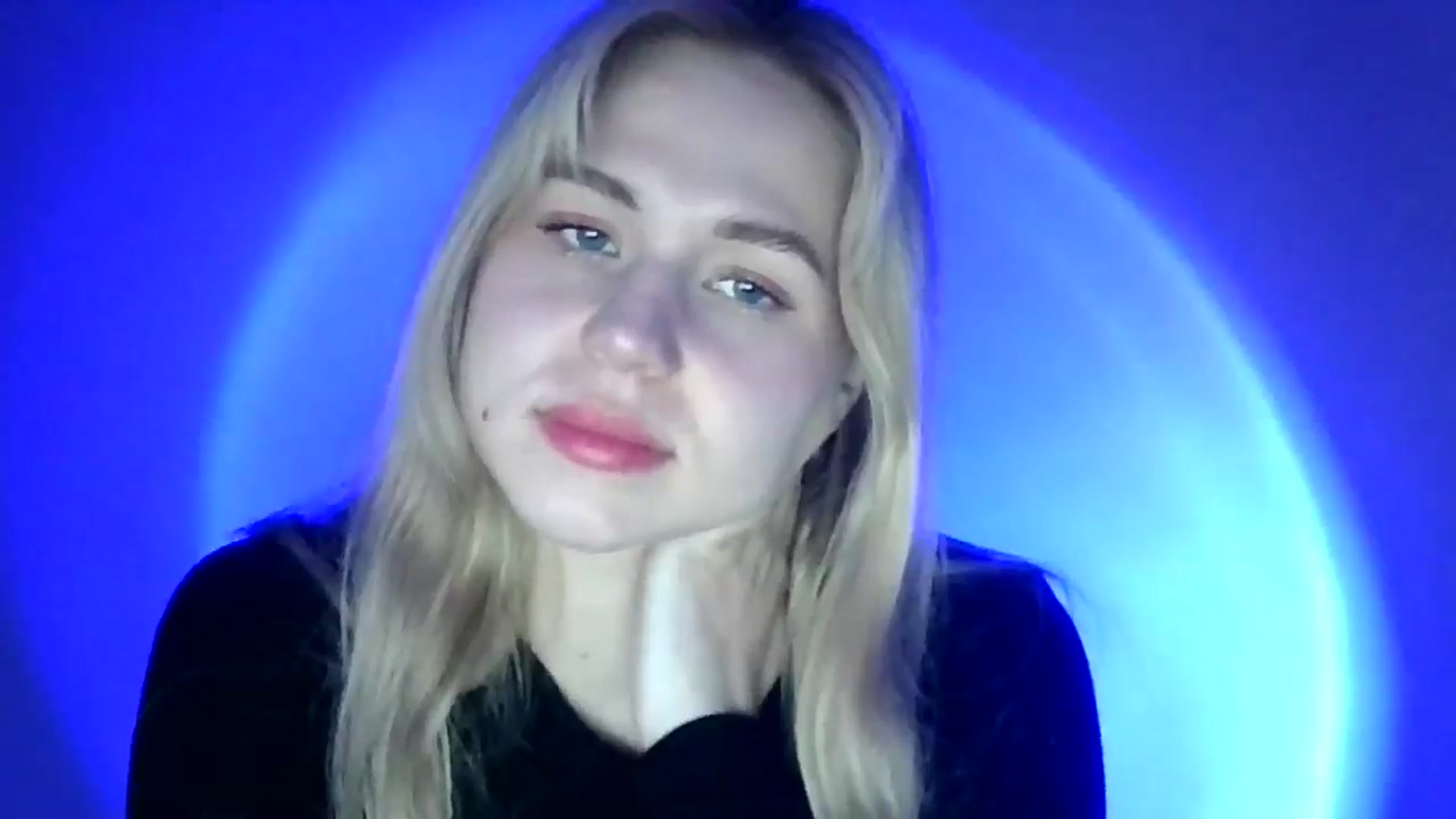 Gallery image thumbnail from Sweet_Lipsss_'s myfreecams stream on, 05/09/2025, 16:57 image 5 of 20