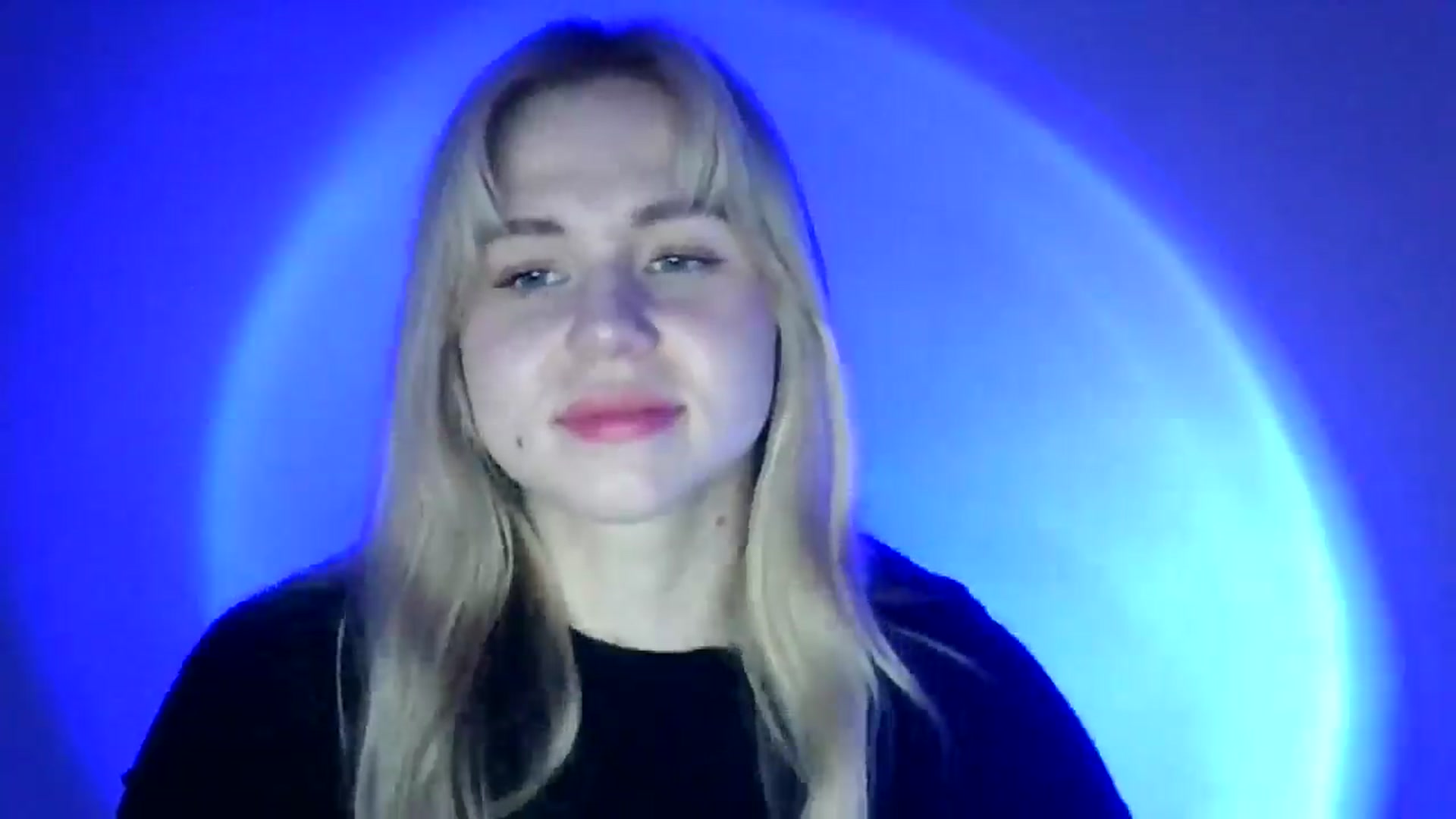 Gallery image thumbnail from Sweet_Lipsss_'s myfreecams stream on, 05/09/2025, 16:57 image 17 of 20