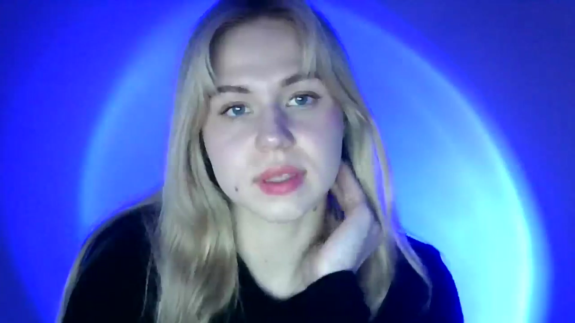 Gallery image thumbnail from Sweet_Lipsss_'s myfreecams stream on, 05/09/2025, 16:57 image 11 of 20