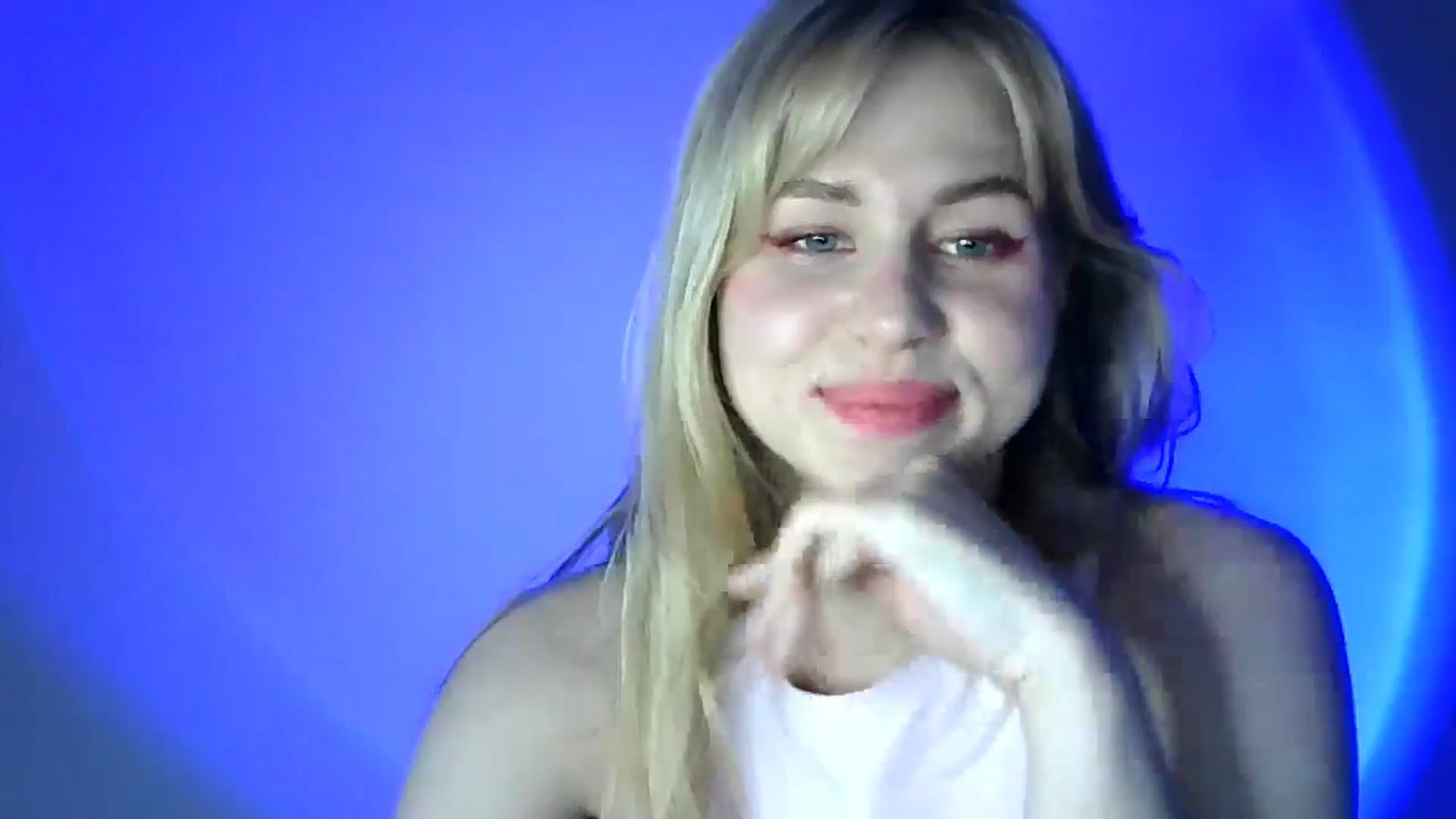 Gallery image thumbnail from Sweet_Lipsss_'s myfreecams stream on, 05/12/2025, 18:14 image 11 of 20