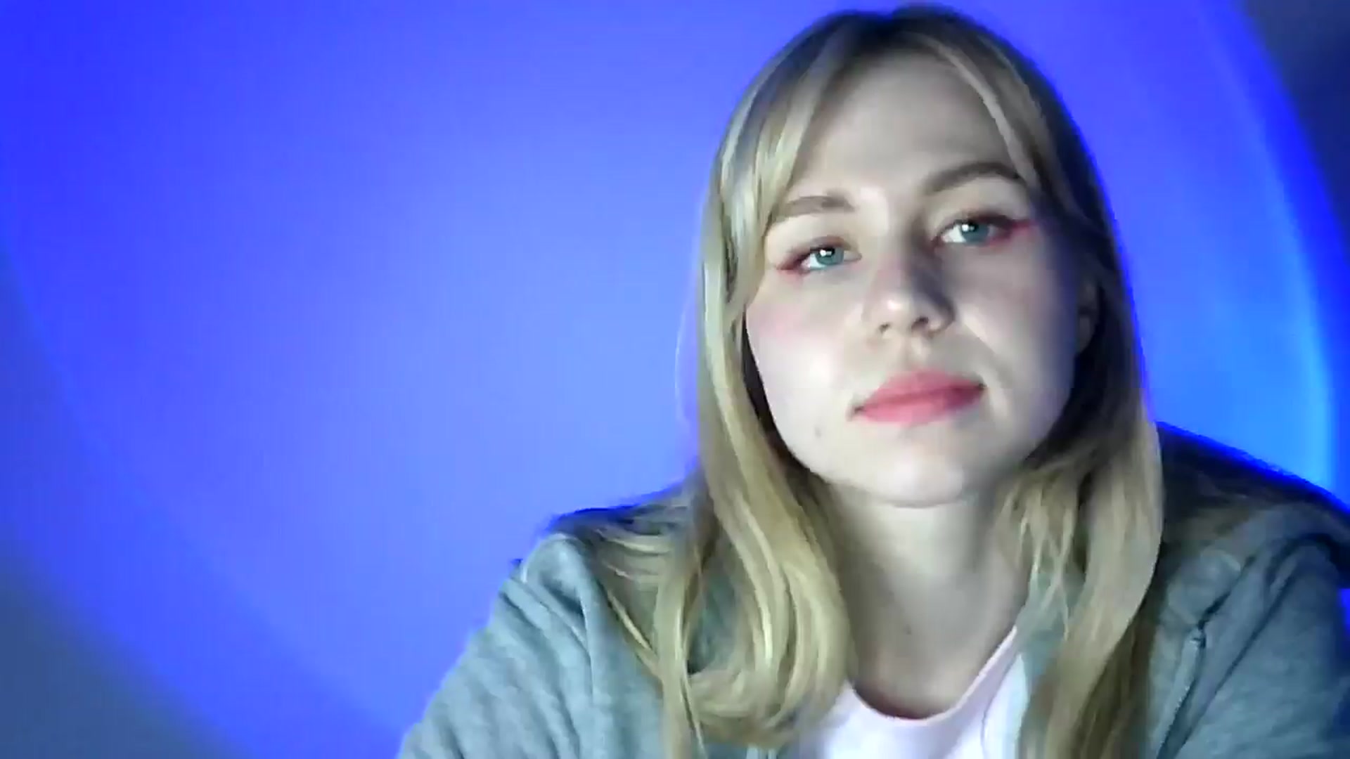 Gallery image thumbnail from Sweet_Lipsss_'s myfreecams stream on, 05/12/2025, 18:14 image 17 of 20