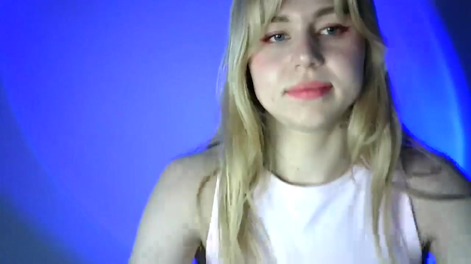 Gallery image thumbnail from Sweet_Lipsss_'s myfreecams stream on, 05/12/2025, 18:14 image 13 of 20