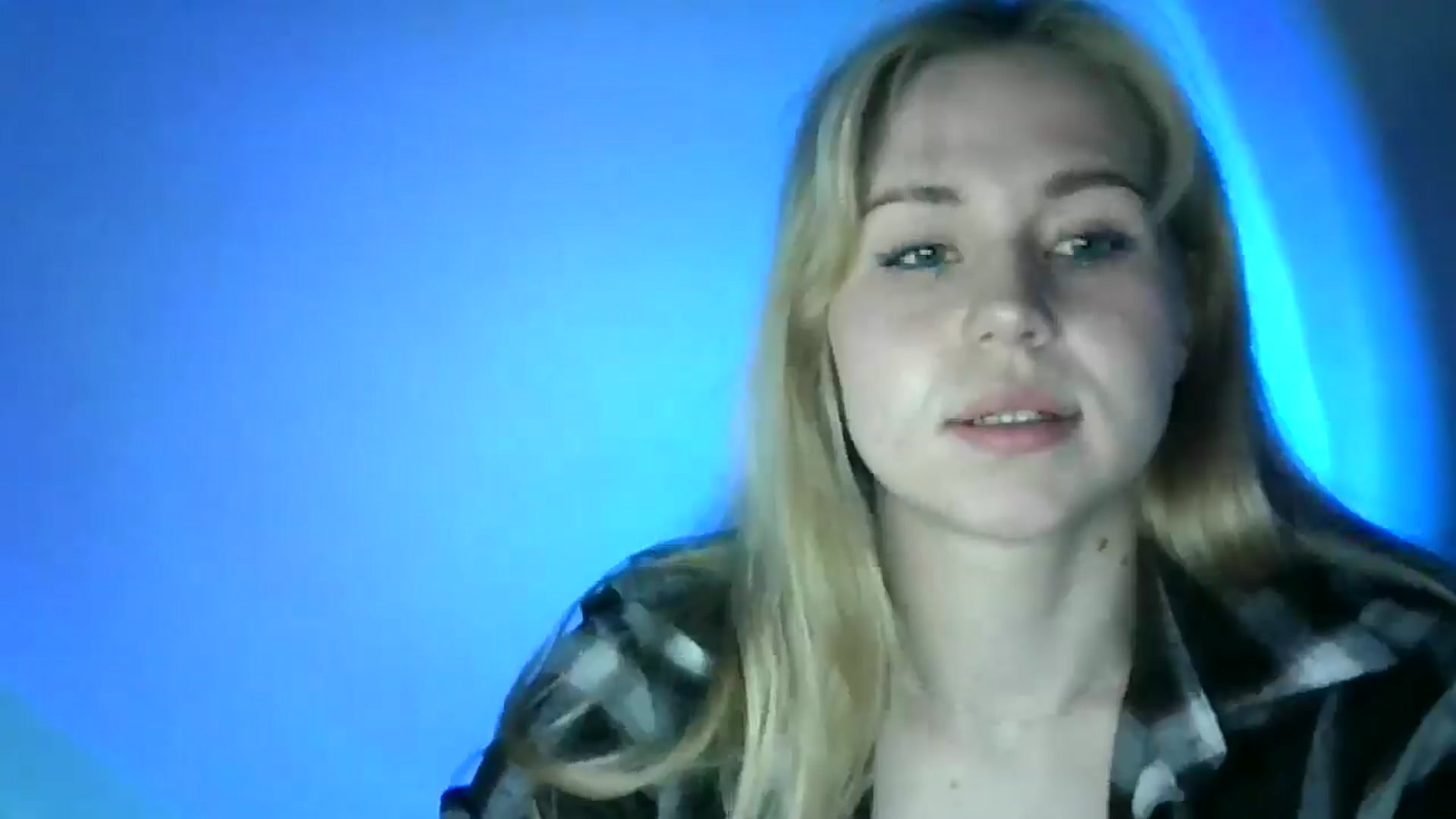 Gallery image thumbnail from Sweet_Lipsss_'s myfreecams stream on, 05/20/2025, 17:38 image 17 of 20