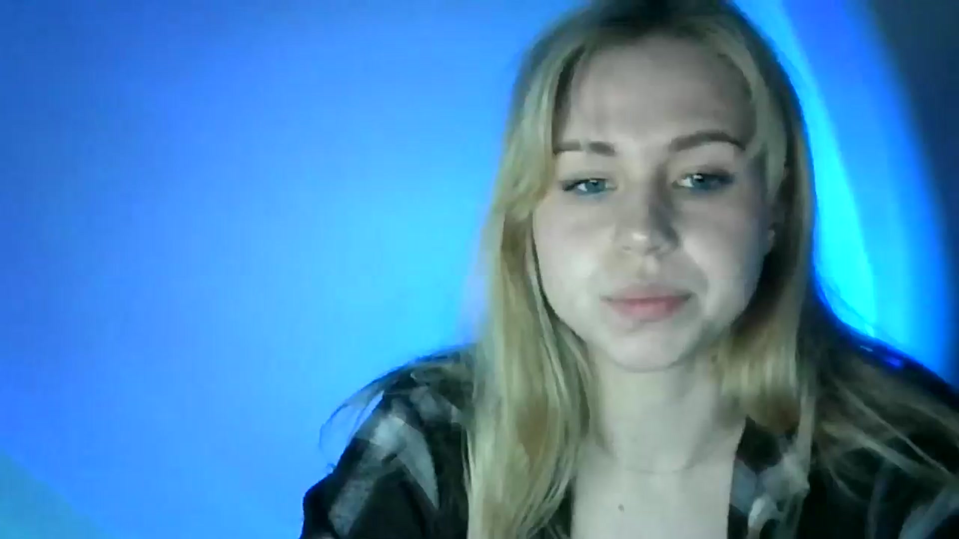 Gallery image thumbnail from Sweet_Lipsss_'s myfreecams stream on, 05/20/2025, 17:38 image 19 of 20