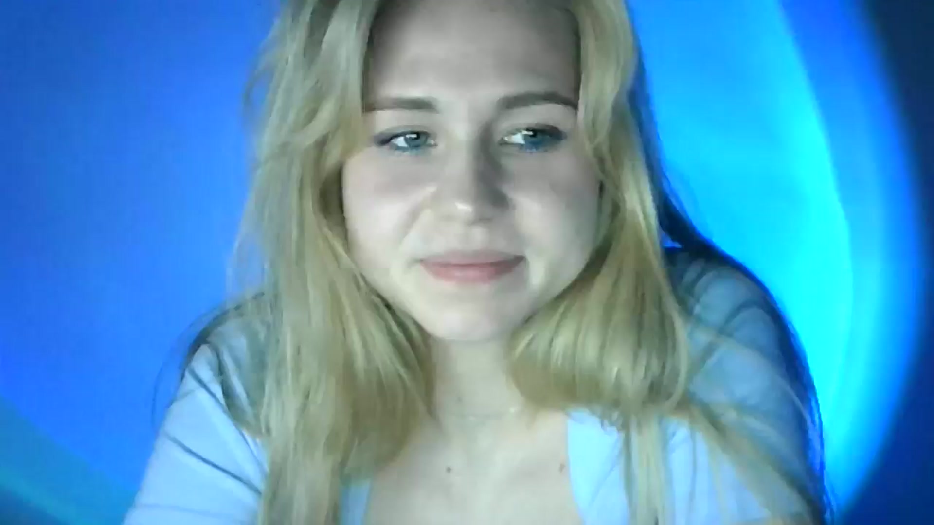 Gallery image thumbnail from Sweet_Lipsss_'s myfreecams stream on, 05/20/2025, 19:55 image 7 of 20