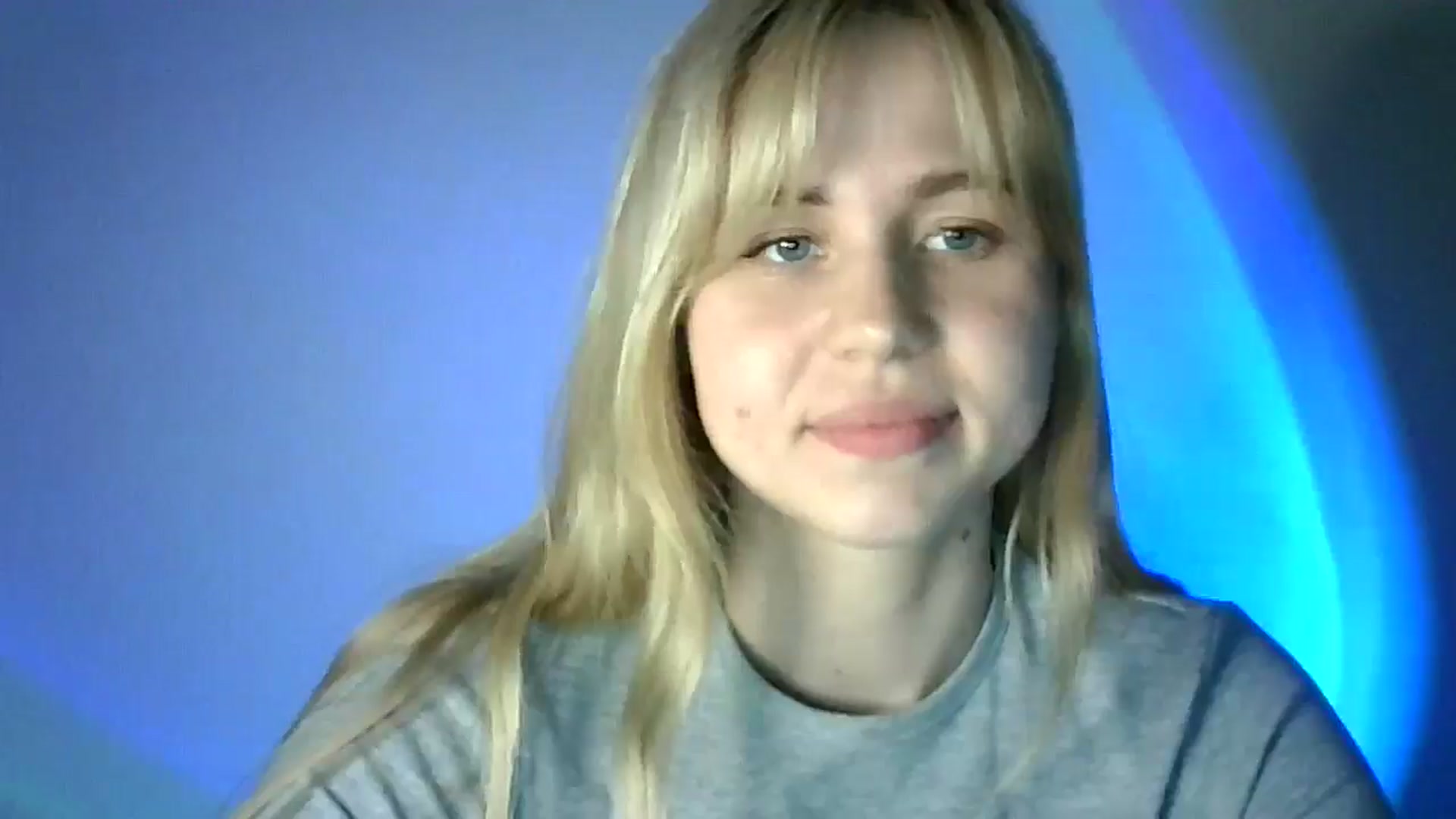 Gallery image thumbnail from Sweet_Lipsss_'s myfreecams stream on, 05/26/2025, 17:42 image 5 of 20