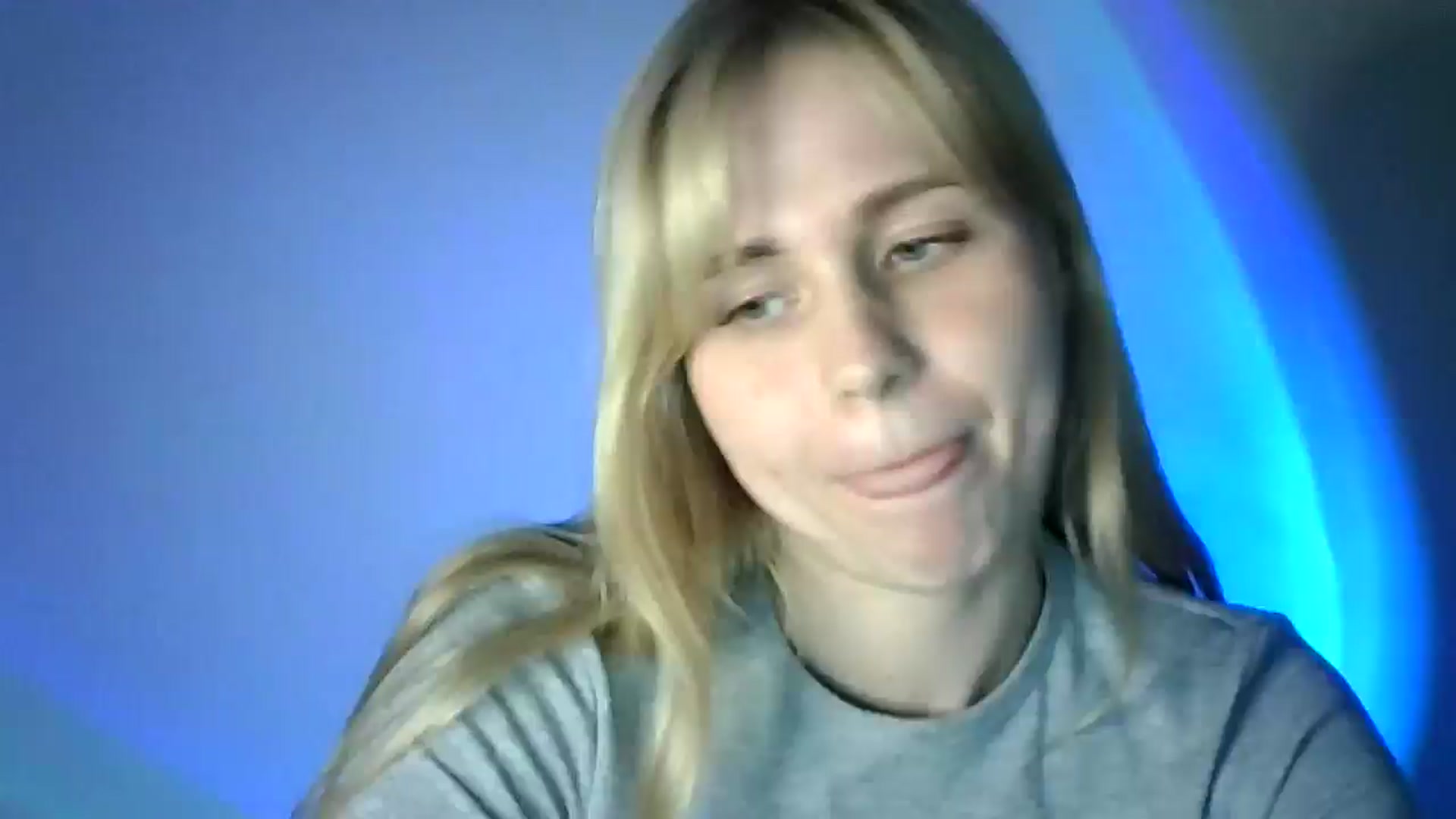 Gallery image thumbnail from Sweet_Lipsss_'s myfreecams stream on, 05/26/2025, 17:42 image 1 of 20
