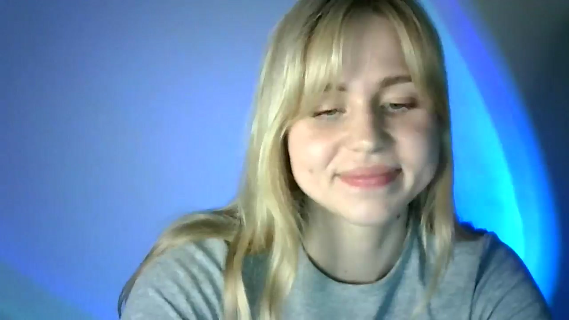 Gallery image thumbnail from Sweet_Lipsss_'s myfreecams stream on, 05/26/2025, 17:42 image 7 of 20