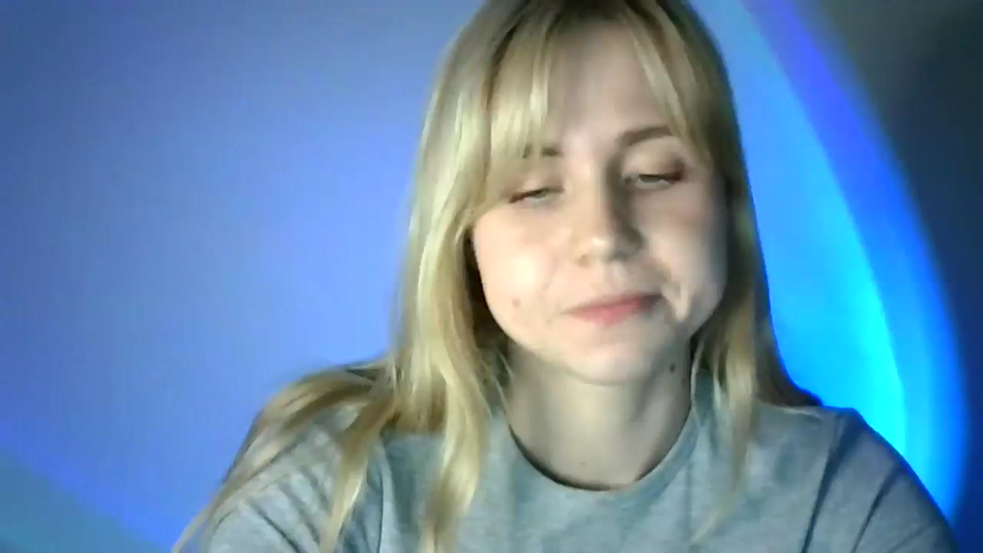 Gallery image thumbnail from Sweet_Lipsss_'s myfreecams stream on, 05/26/2025, 17:42 image 4 of 20