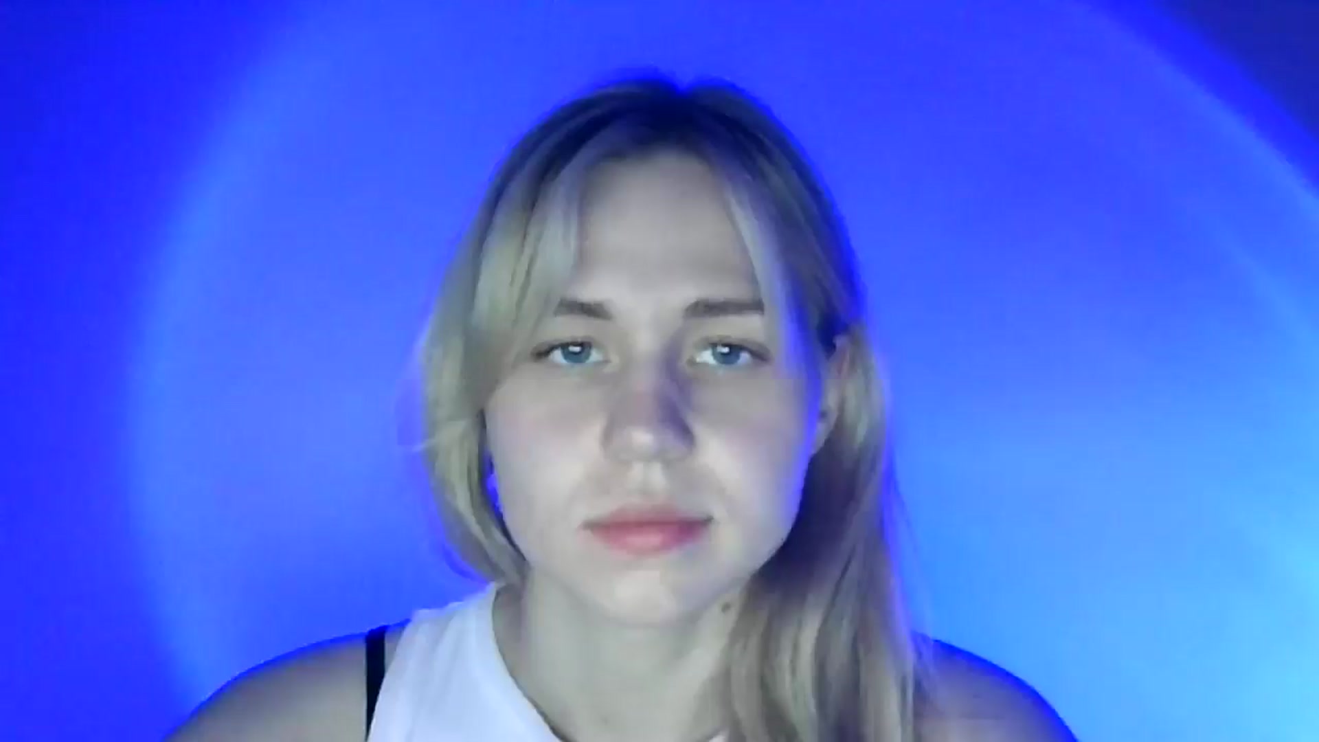 Gallery image thumbnail from Sweet_Lipsss_'s myfreecams stream on, 06/04/2025, 19:39 image 9 of 20