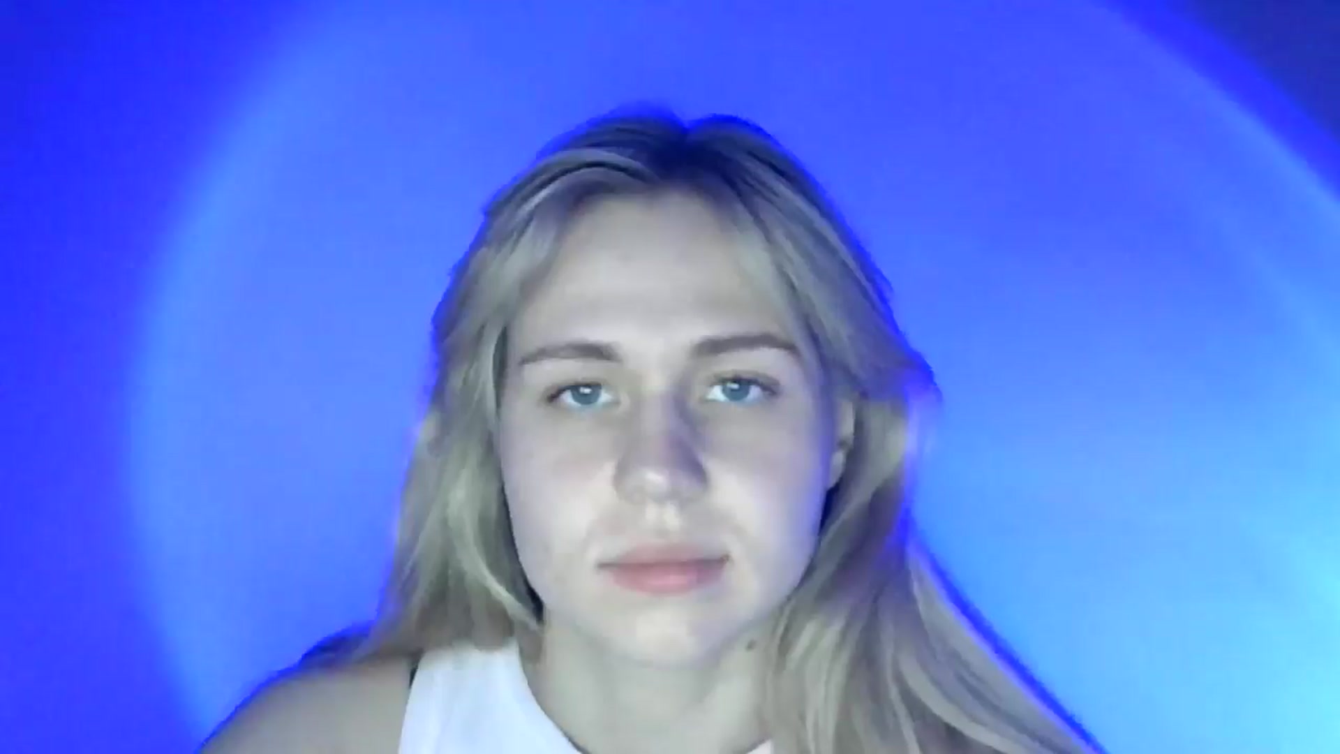 Gallery image thumbnail from Sweet_Lipsss_'s myfreecams stream on, 06/04/2025, 19:39 image 16 of 20
