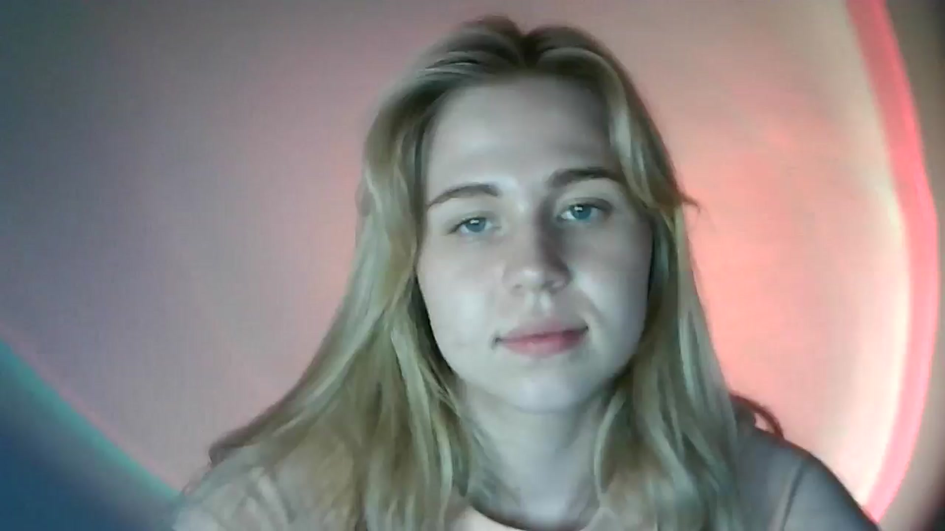 Gallery image thumbnail from Sweet_Lipsss_'s myfreecams stream on, 07/15/2025, 19:00 image 2 of 20