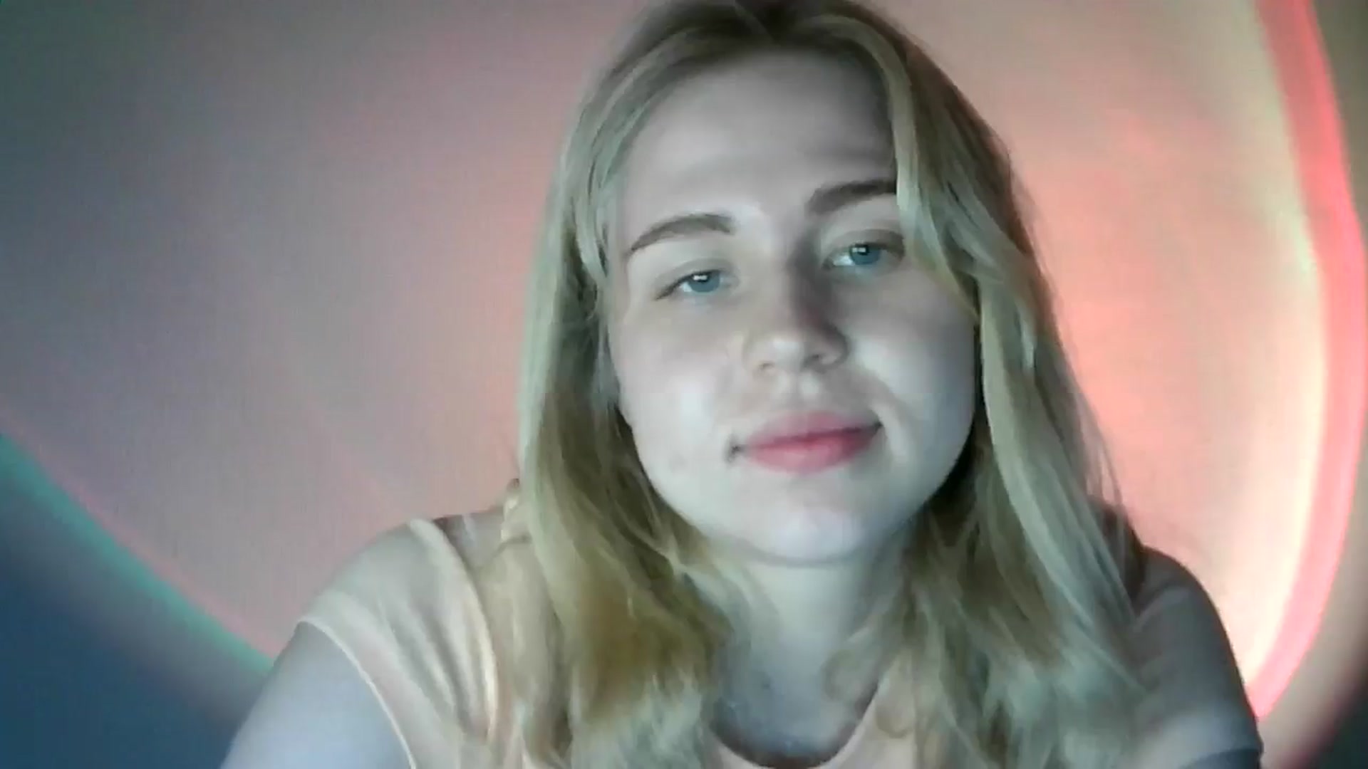 Gallery image thumbnail from Sweet_Lipsss_'s myfreecams stream on, 07/15/2025, 19:00 image 16 of 20