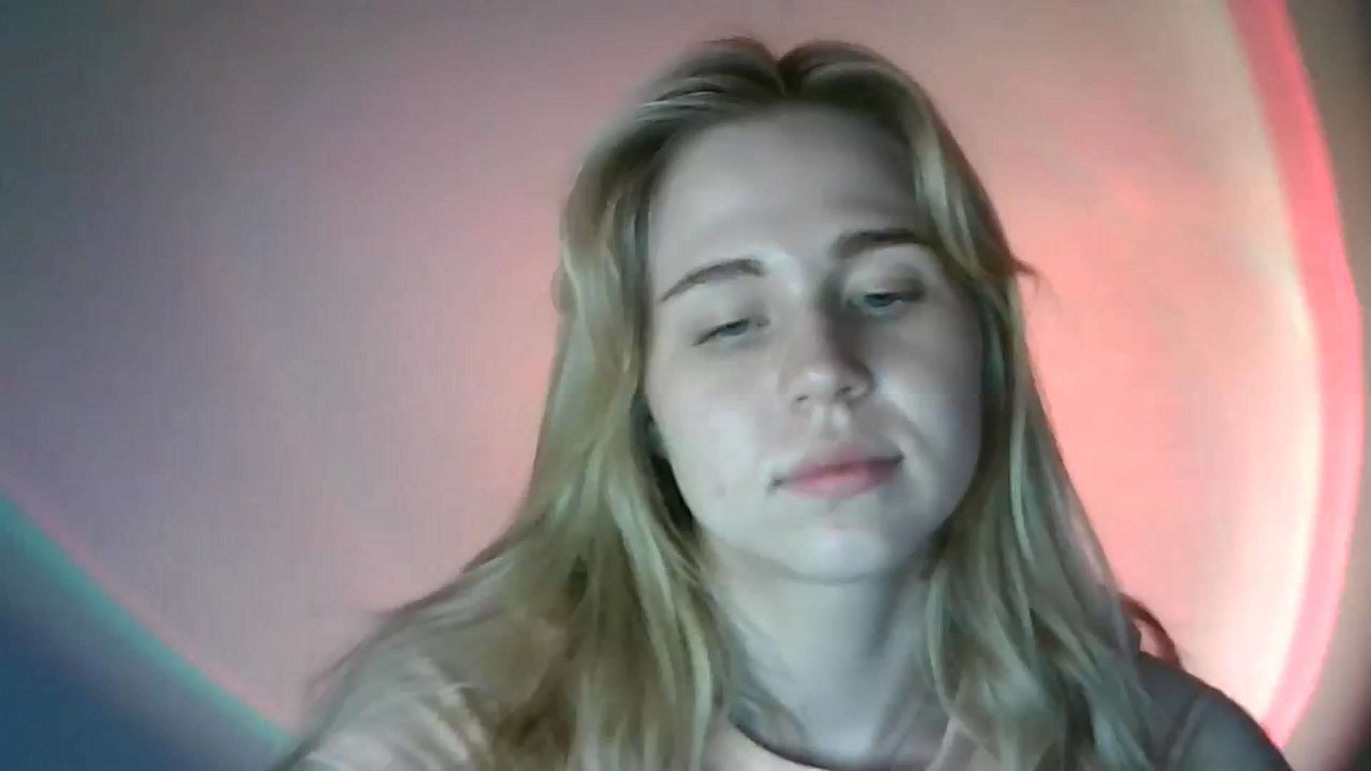 Gallery image thumbnail from Sweet_Lipsss_'s myfreecams stream on, 07/15/2025, 19:00 image 1 of 20