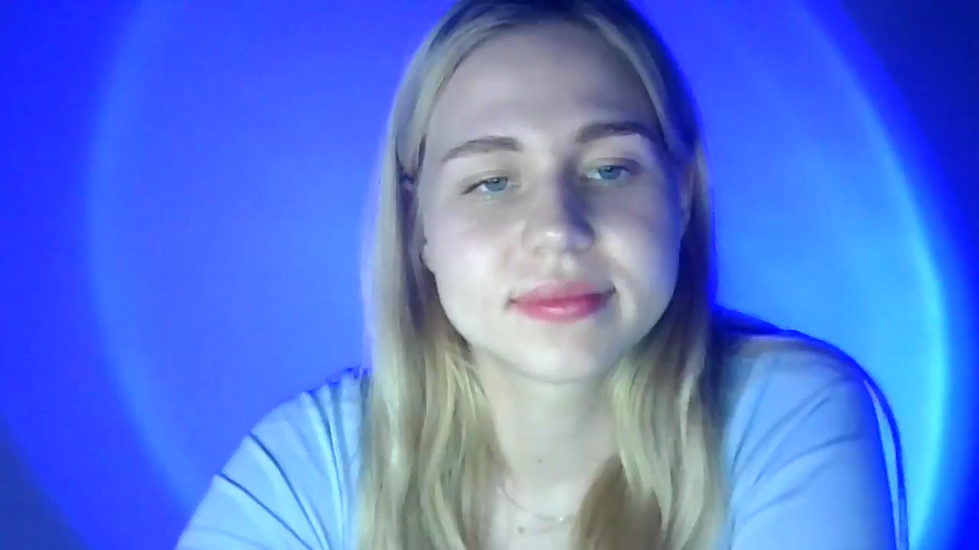 Gallery image thumbnail from Sweet_Lipsss_'s myfreecams stream on, 07/23/2025, 18:47 image 14 of 20